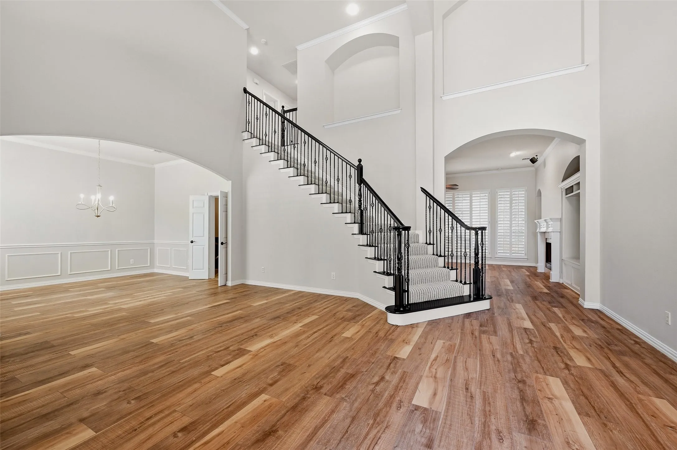 Single Family Residence For Sale in Collin County , 1426 Westmont Drive, Allen, Texas 75013, 5 Bedroom, 4 Bathroom, 3 Garage spaces, 3,333 Sqft, built in 1998, mls#21352372, Real Estate Agent in Allen, Homes For Sale in Collin county, Homes For Sale in Allen, Realtor in Allen Texas, Real Estate Brokerage Independent Realty Texas, Luminita Cordes Realtor