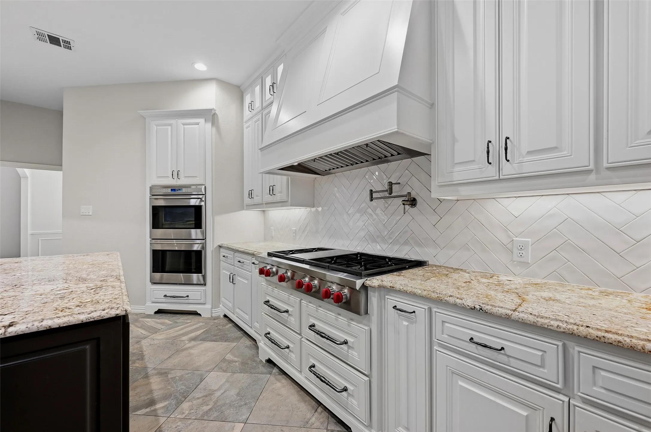 Single Family Residence For Sale in Collin County , 1426 Westmont Drive, Allen, Texas 75013, 5 Bedroom, 4 Bathroom, 3 Garage spaces, 3,333 Sqft, built in 1998, mls#21352372, Real Estate Agent in Allen, Homes For Sale in Collin county, Homes For Sale in Allen, Realtor in Allen Texas, Real Estate Brokerage Independent Realty Texas, Luminita Cordes Realtor