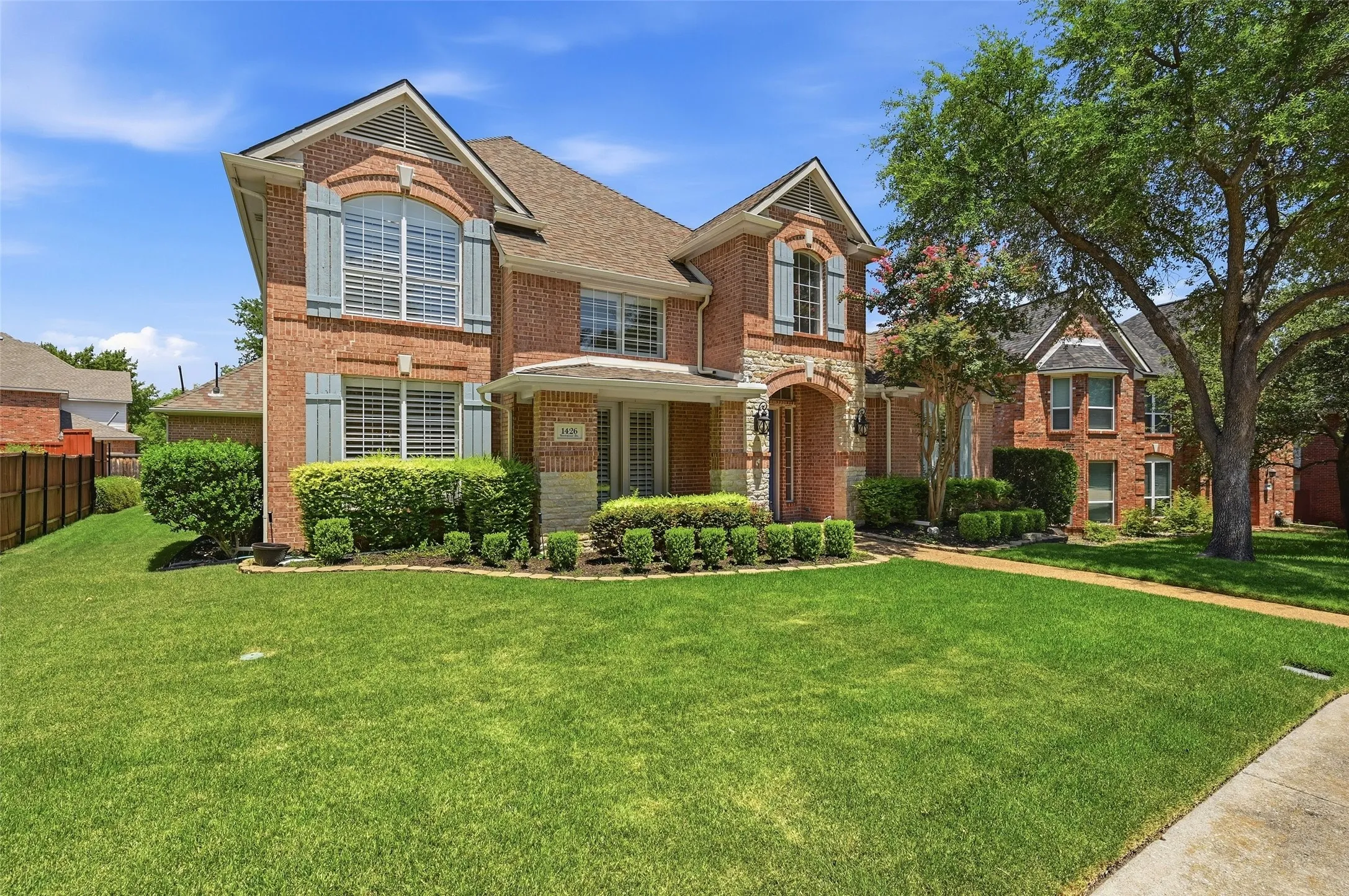 Single Family Residence For Sale in Collin County , 1426 Westmont Drive, Allen, Texas 75013, 5 Bedroom, 4 Bathroom, 3 Garage spaces, 3,333 Sqft, built in 1998, mls#21352372, Real Estate Agent in Allen, Homes For Sale in Collin county, Homes For Sale in Allen, Realtor in Allen Texas, Real Estate Brokerage Independent Realty Texas, Luminita Cordes Realtor