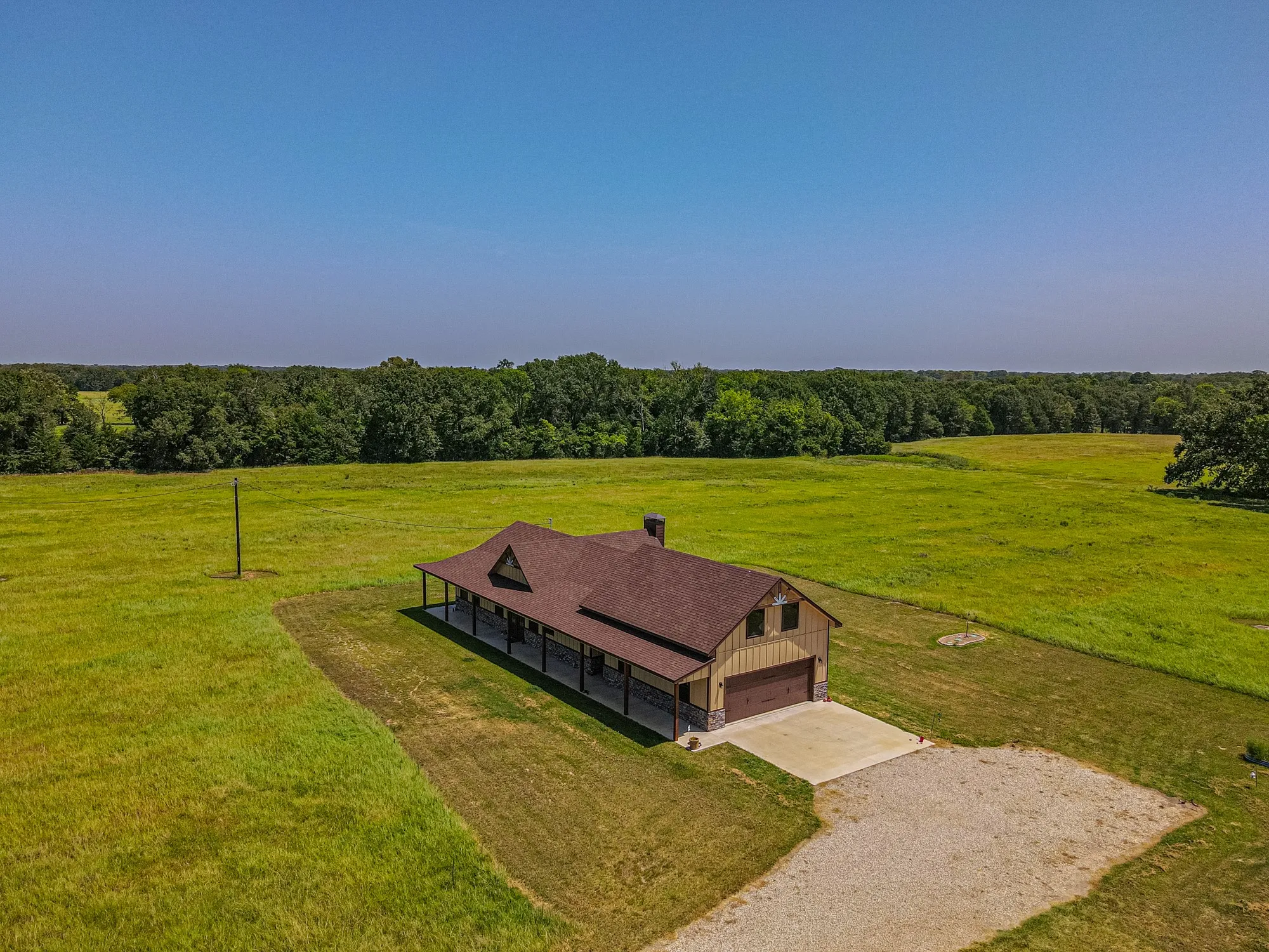 Single Family Residence For Sale in Rains County , 2141 Rs County Road 2250, Alba, Texas 75410, 3 Bedroom, 2 Bathroom, 2 Garage spaces, 2,171 Sqft, built in 2024, mls#21352383, Real Estate Agent in Alba, Homes For Sale in Rains county, Homes For Sale in Alba, Realtor in Alba Texas, Real Estate Brokerage Independent Realty Texas, Luminita Cordes Realtor