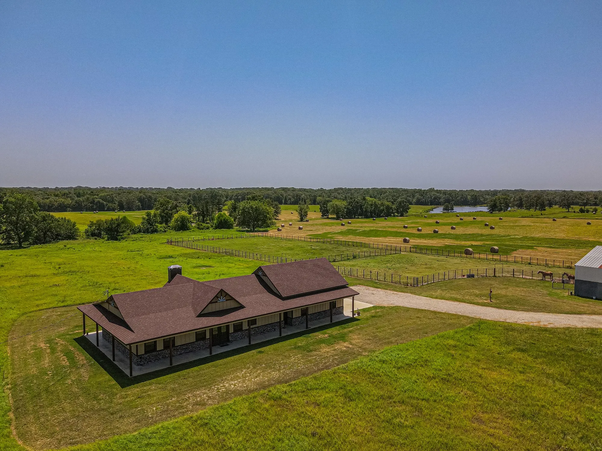 Single Family Residence For Sale in Rains County , 2141 Rs County Road 2250, Alba, Texas 75410, 3 Bedroom, 2 Bathroom, 2 Garage spaces, 2,171 Sqft, built in 2024, mls#21352383, Real Estate Agent in Alba, Homes For Sale in Rains county, Homes For Sale in Alba, Realtor in Alba Texas, Real Estate Brokerage Independent Realty Texas, Luminita Cordes Realtor