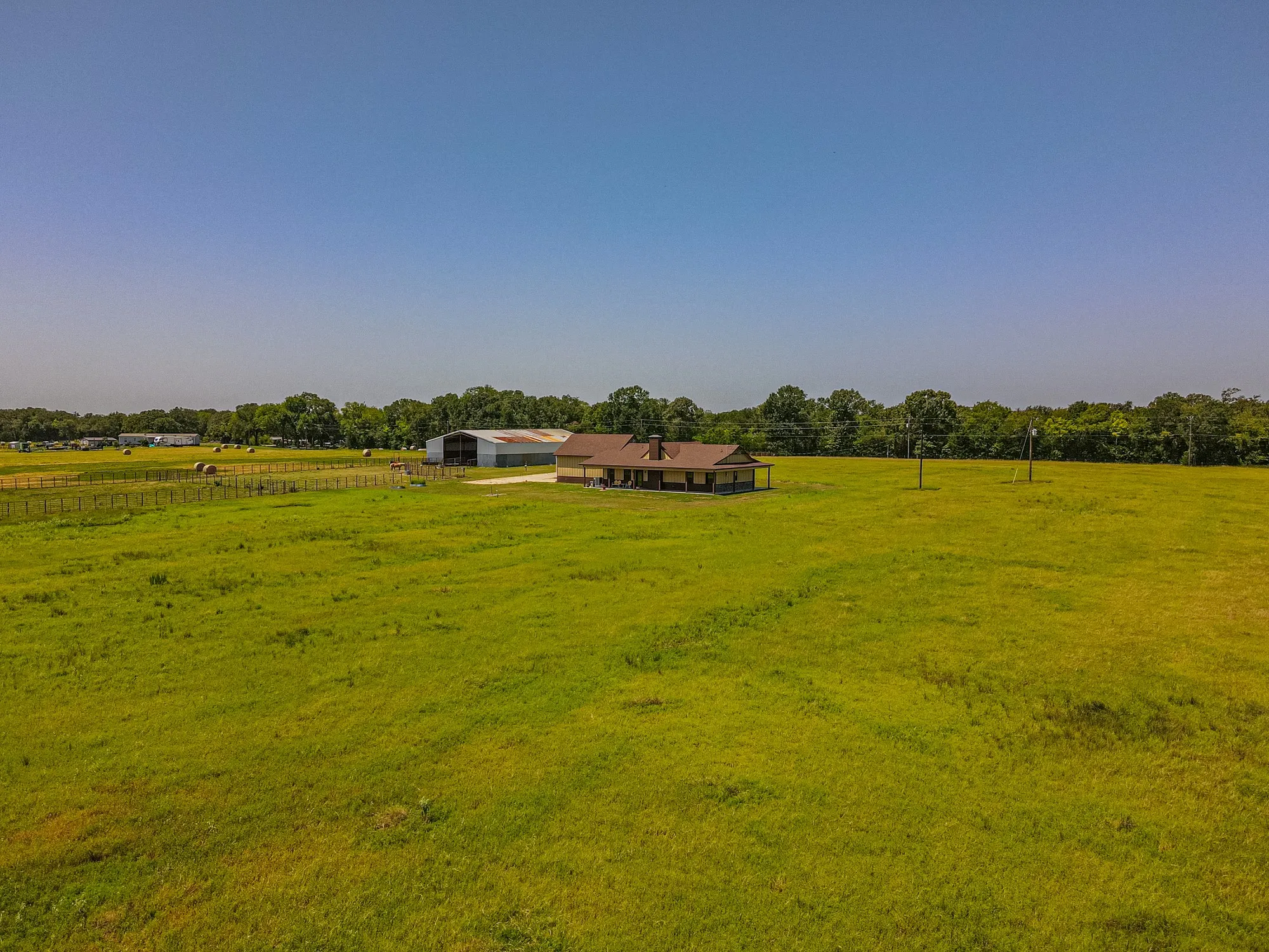 Single Family Residence For Sale in Rains County , 2141 Rs County Road 2250, Alba, Texas 75410, 3 Bedroom, 2 Bathroom, 2 Garage spaces, 2,171 Sqft, built in 2024, mls#21352383, Real Estate Agent in Alba, Homes For Sale in Rains county, Homes For Sale in Alba, Realtor in Alba Texas, Real Estate Brokerage Independent Realty Texas, Luminita Cordes Realtor