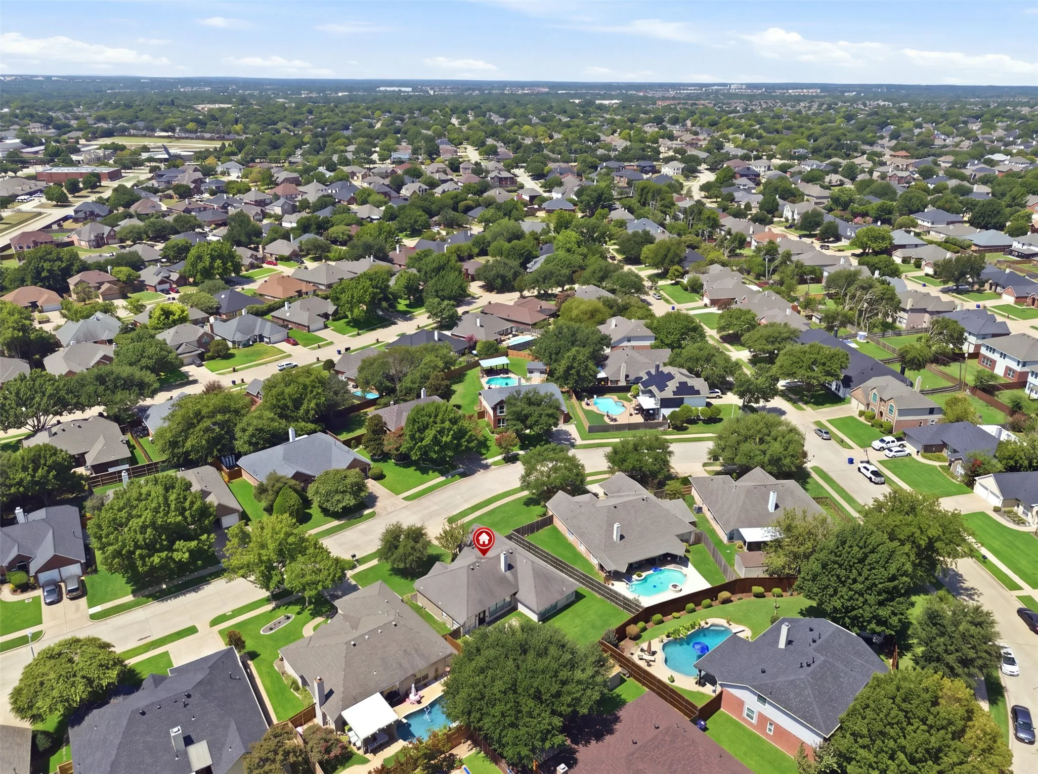 Single Family Residence For Sale in Tarrant County , 2005 Melissa Diane Street, Mansfield, Texas 76063, 3 Bedroom, 2 Bathroom, 2 Garage spaces, 1,813 Sqft, built in 1995, mls#21348799, Real Estate Agent in Mansfield, Homes For Sale in Tarrant county, Homes For Sale in Mansfield, Realtor in Mansfield Texas, Real Estate Brokerage Independent Realty Texas, Luminita Cordes Realtor