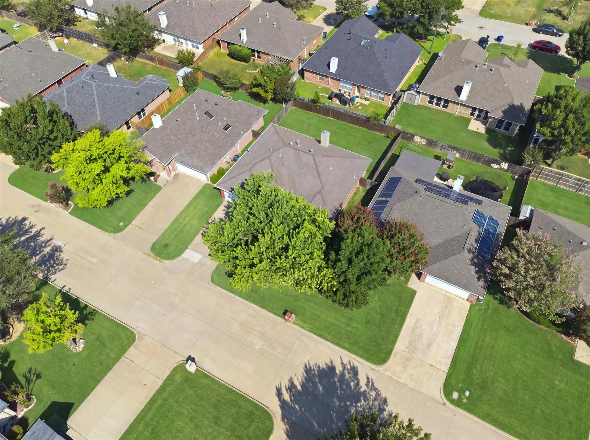 Single Family Residence For Sale in Tarrant County , 625 Jamie Lane, Mansfield, Texas 76063, 3 Bedroom, 2 Bathroom, 2 Garage spaces, 1,536 Sqft, built in 2000, mls#21348770, Real Estate Agent in Mansfield, Homes For Sale in Tarrant county, Homes For Sale in Mansfield, Realtor in Mansfield Texas, Real Estate Brokerage Independent Realty Texas, Luminita Cordes Realtor