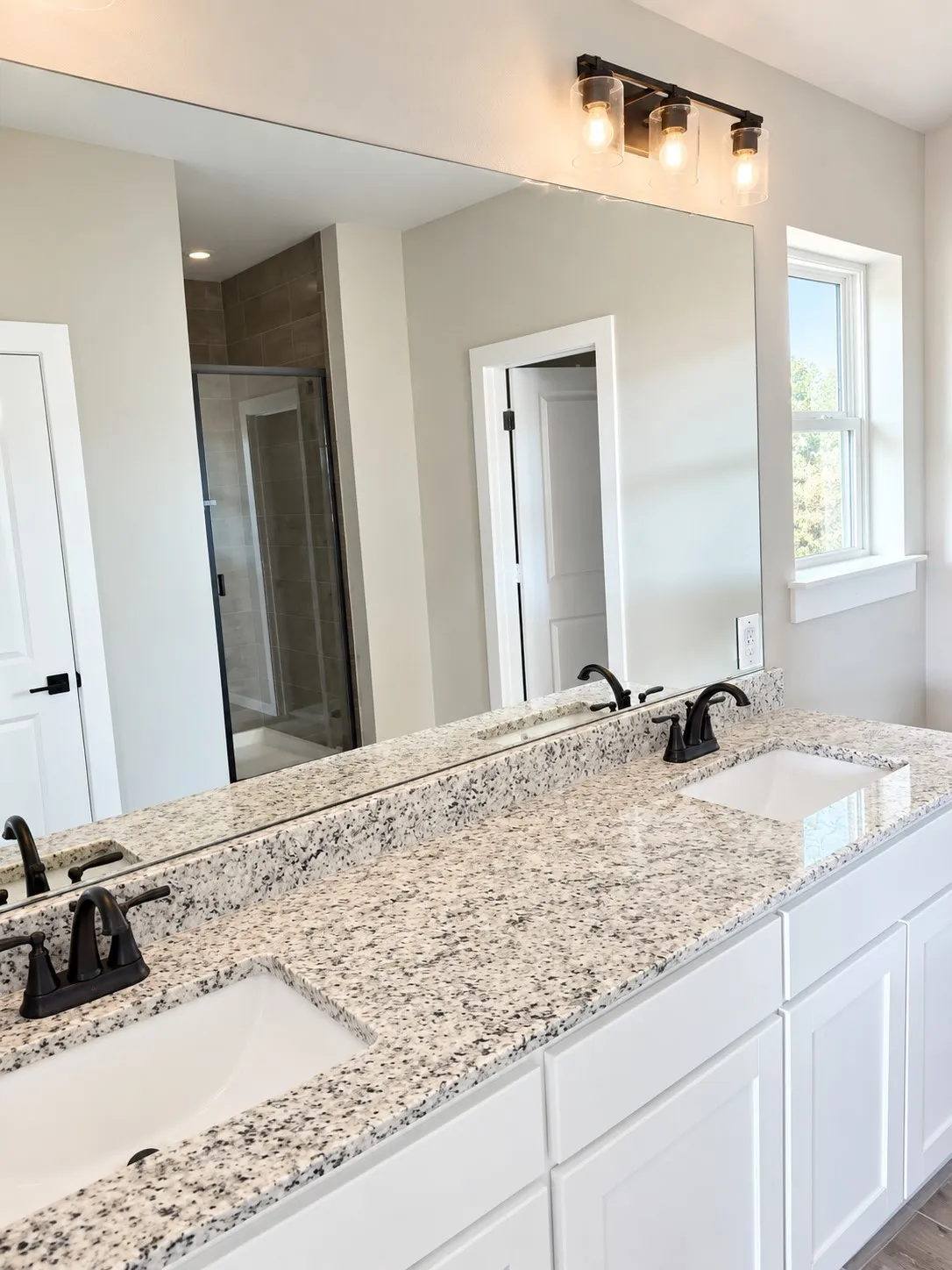 Single Family Residence For Sale in Grayson County , 511 N Branch Street, Howe, Texas 75459, 3 Bedroom, 2 Bathroom, 2 Garage spaces, 1,808 Sqft, built in 2026, mls#21337864, Real Estate Agent in Howe, Homes For Sale in Grayson county, Homes For Sale in Howe, Realtor in Howe Texas, Real Estate Brokerage Independent Realty Texas, Luminita Cordes Realtor