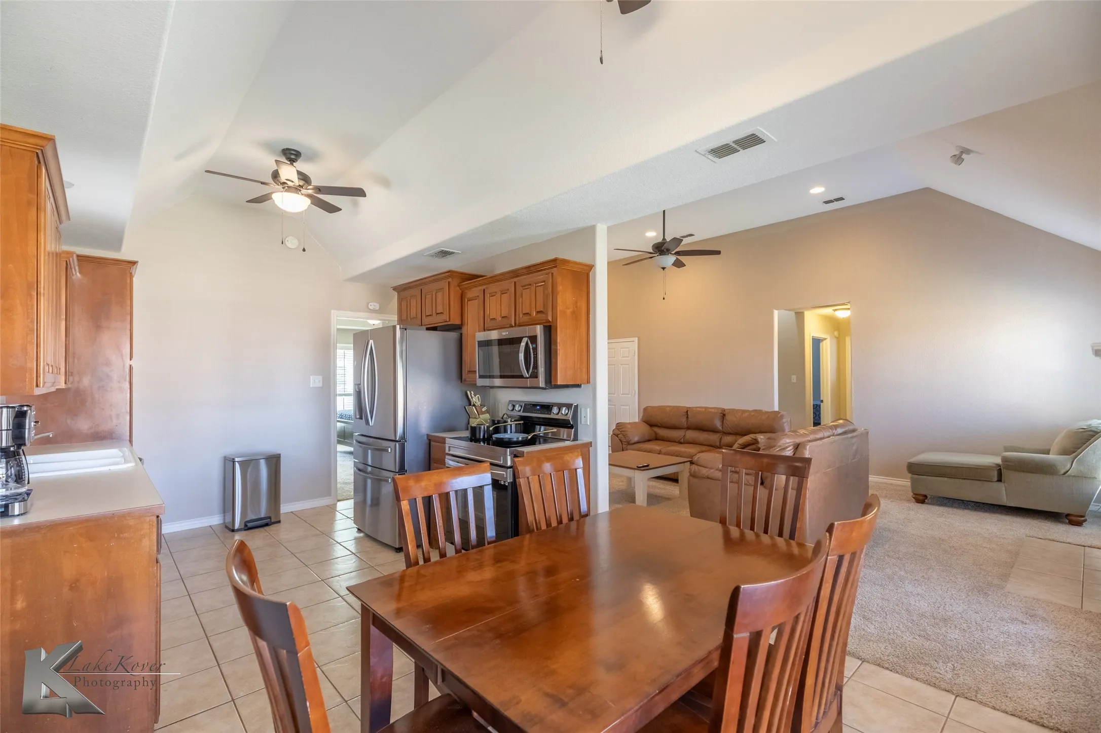 Single Family Residence For Rent in Taylor County , 6670 Picadilly Street, Abilene, Texas 79606, 4 Bedroom, 2 Bathroom, 2 Garage spaces, 1,895 Sqft, built in 2003, mls#21352176, Real Estate Agent in Abilene, Homes For Rent in Taylor county, Homes For Rent in Abilene, Realtor in Abilene Texas, Real Estate Brokerage Independent Realty Texas, Luminita Cordes Realtor