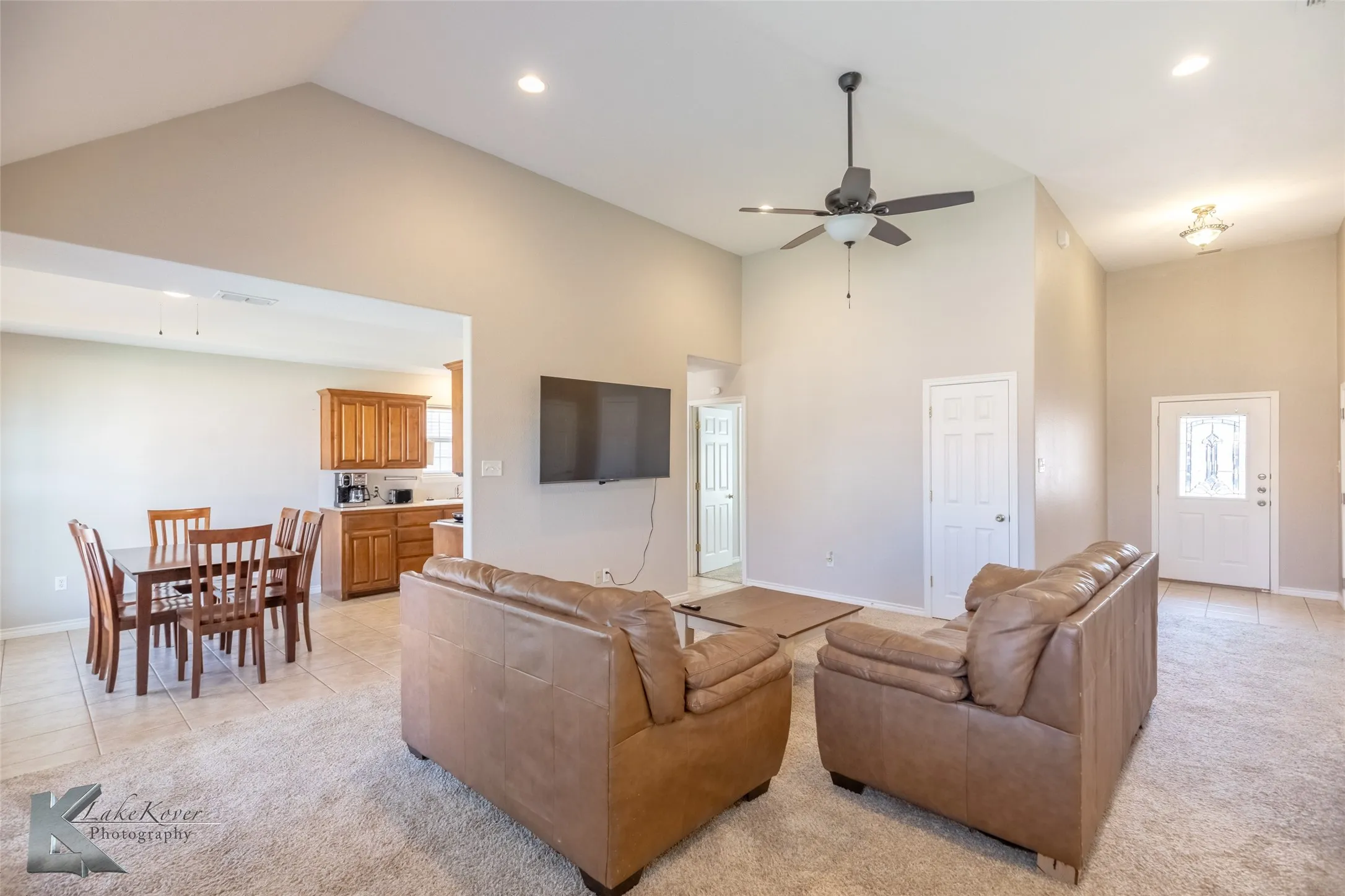 Single Family Residence For Rent in Taylor County , 6670 Picadilly Street, Abilene, Texas 79606, 4 Bedroom, 2 Bathroom, 2 Garage spaces, 1,895 Sqft, built in 2003, mls#21352176, Real Estate Agent in Abilene, Homes For Rent in Taylor county, Homes For Rent in Abilene, Realtor in Abilene Texas, Real Estate Brokerage Independent Realty Texas, Luminita Cordes Realtor