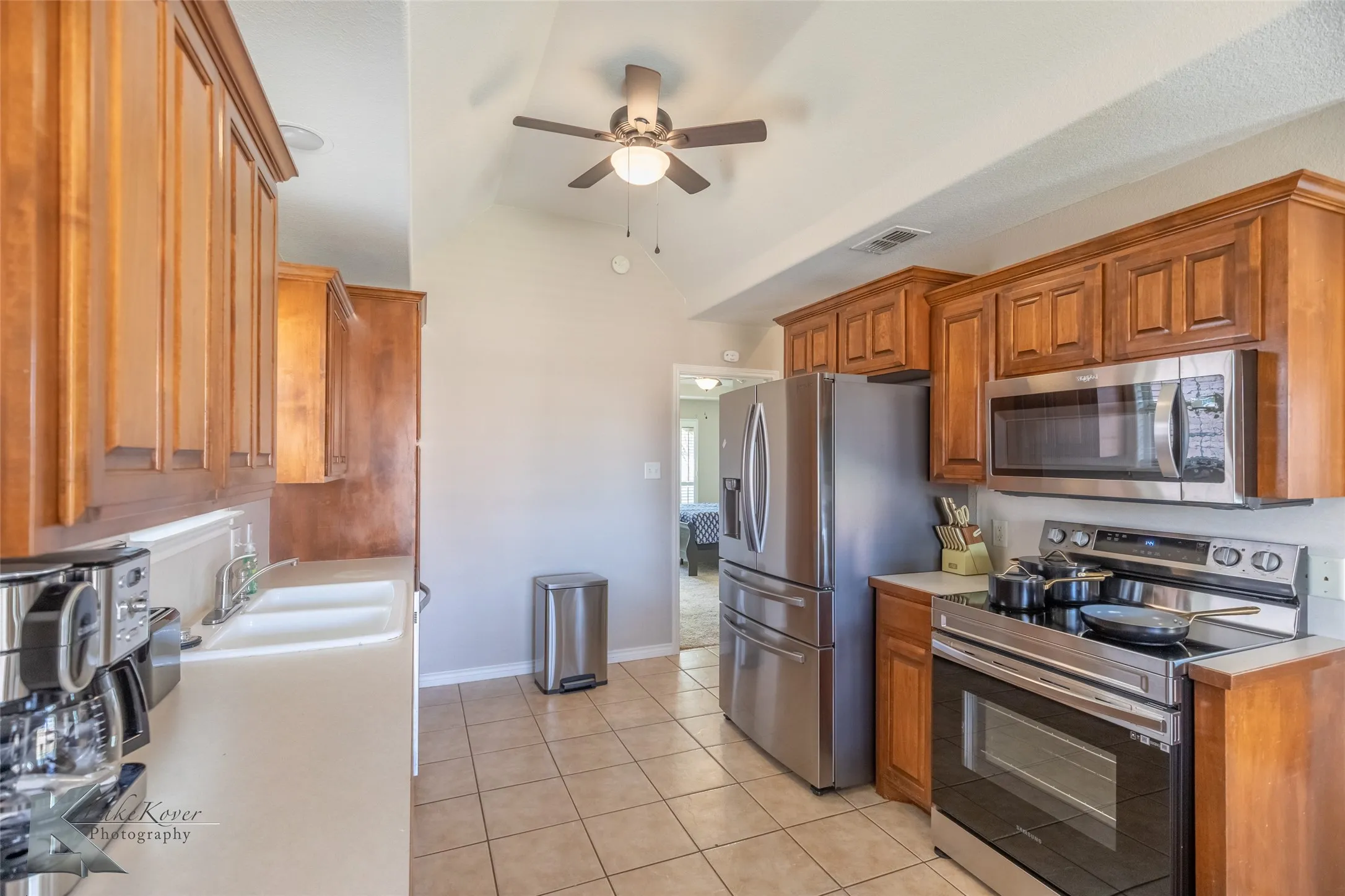 Single Family Residence For Rent in Taylor County , 6670 Picadilly Street, Abilene, Texas 79606, 4 Bedroom, 2 Bathroom, 2 Garage spaces, 1,895 Sqft, built in 2003, mls#21352176, Real Estate Agent in Abilene, Homes For Rent in Taylor county, Homes For Rent in Abilene, Realtor in Abilene Texas, Real Estate Brokerage Independent Realty Texas, Luminita Cordes Realtor