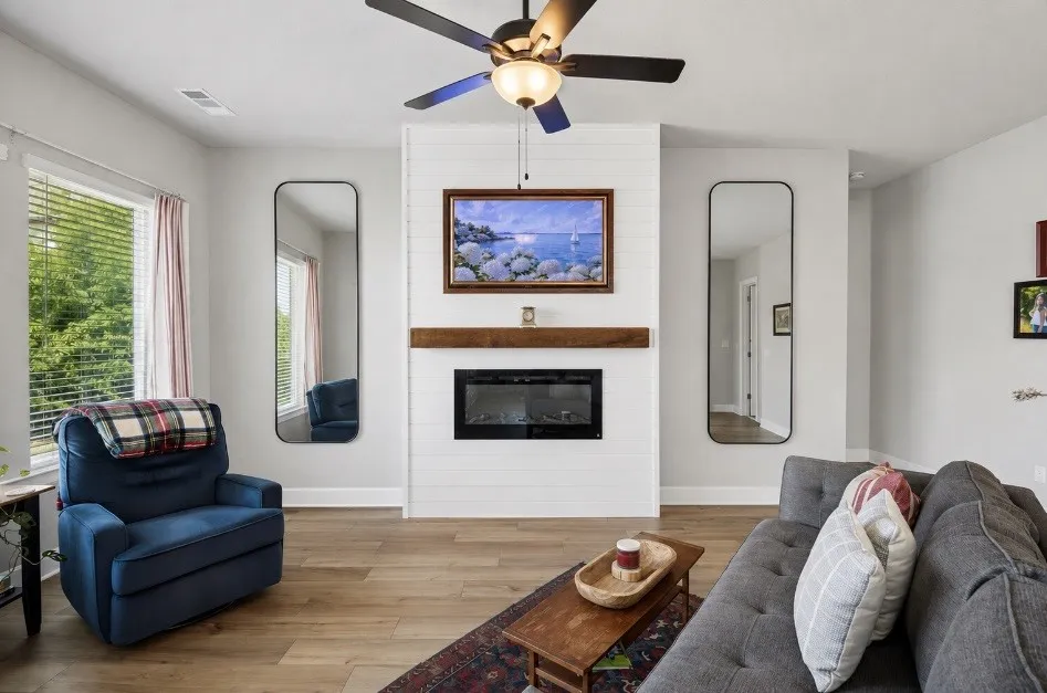 Single Family Residence For Sale in Denton County , 2232 Robin Way, Northlake, Texas 76247, 4 Bedroom, 3 Bathroom, 2 Garage spaces, 2,357 Sqft, built in 2022, mls#21350301, Real Estate Agent in Northlake, Homes For Sale in Denton county, Homes For Sale in Northlake, Realtor in Northlake Texas, Real Estate Brokerage Independent Realty Texas, Luminita Cordes Realtor