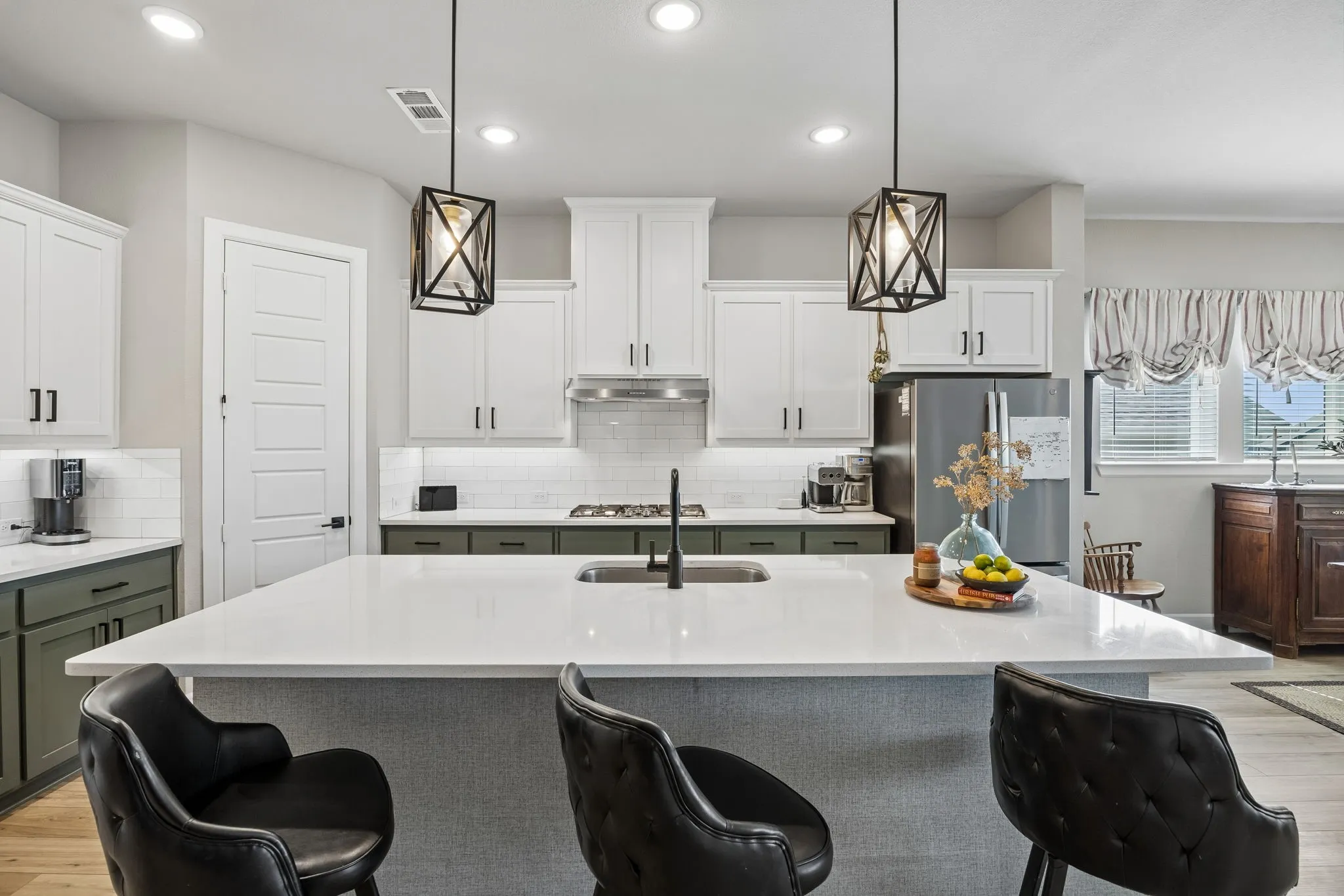 Single Family Residence For Sale in Denton County , 2232 Robin Way, Northlake, Texas 76247, 4 Bedroom, 3 Bathroom, 2 Garage spaces, 2,357 Sqft, built in 2022, mls#21350301, Real Estate Agent in Northlake, Homes For Sale in Denton county, Homes For Sale in Northlake, Realtor in Northlake Texas, Real Estate Brokerage Independent Realty Texas, Luminita Cordes Realtor
