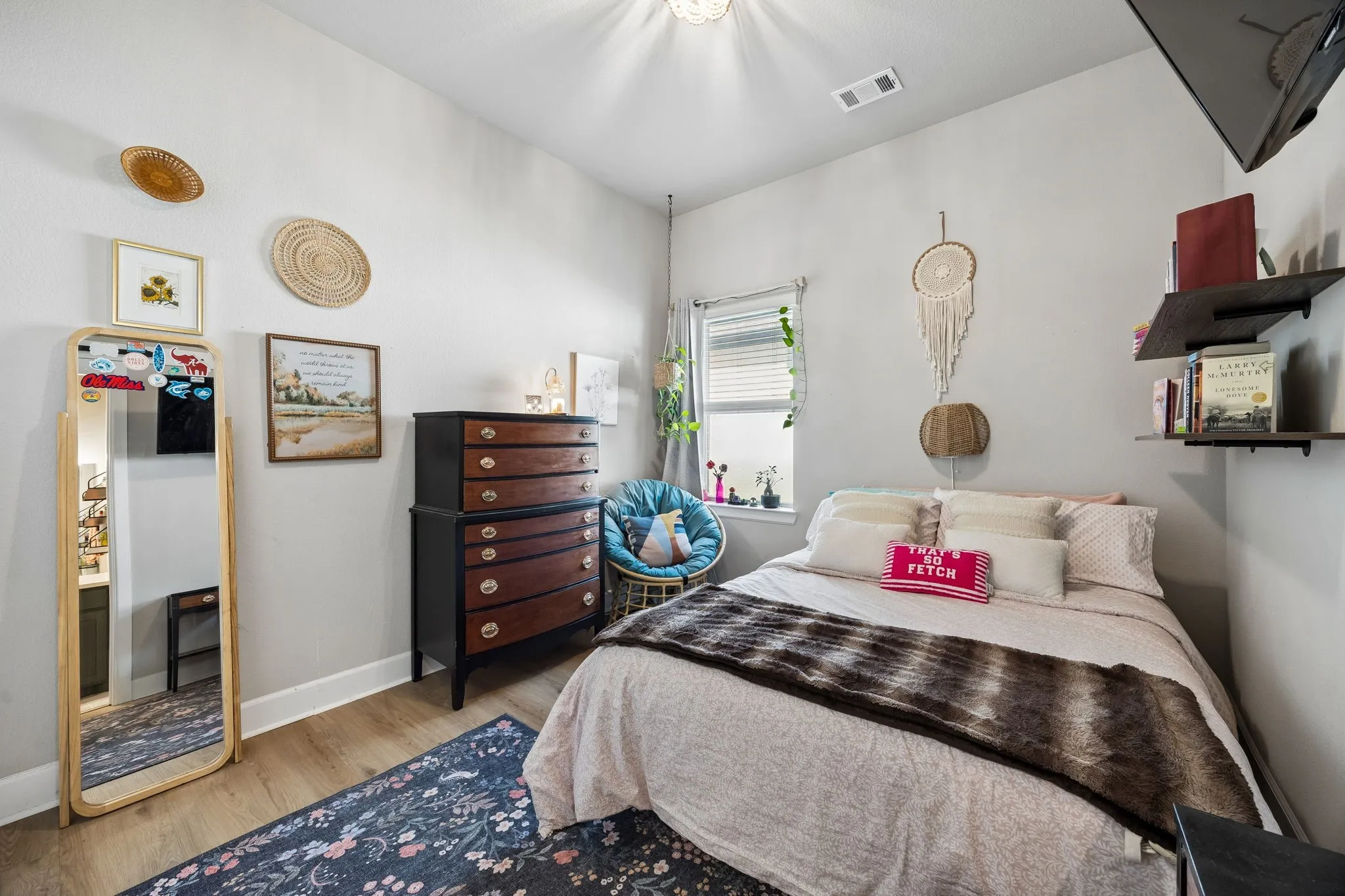 Single Family Residence For Sale in Denton County , 2232 Robin Way, Northlake, Texas 76247, 4 Bedroom, 3 Bathroom, 2 Garage spaces, 2,357 Sqft, built in 2022, mls#21350301, Real Estate Agent in Northlake, Homes For Sale in Denton county, Homes For Sale in Northlake, Realtor in Northlake Texas, Real Estate Brokerage Independent Realty Texas, Luminita Cordes Realtor