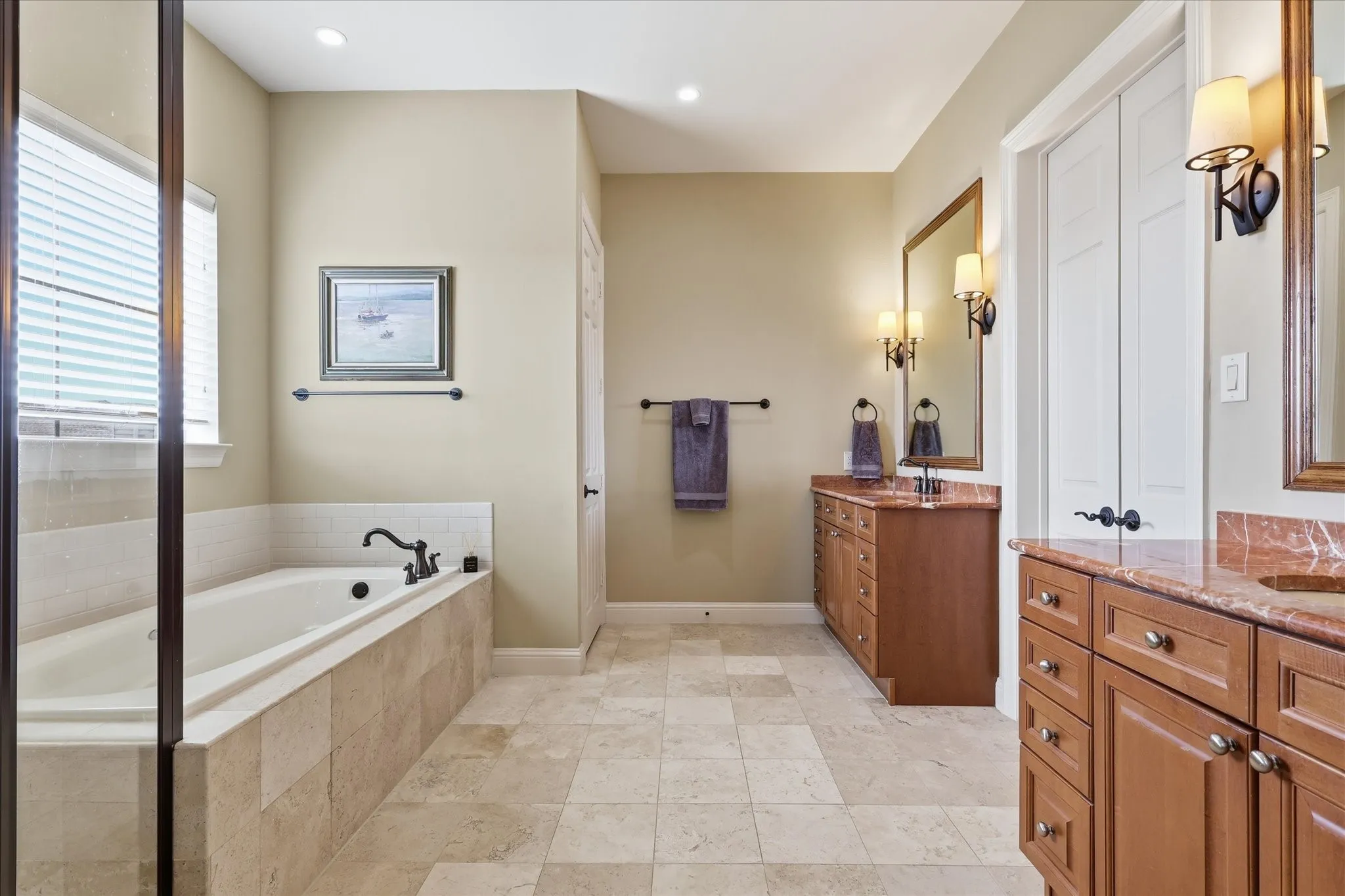 Townhouse For Sale in Dallas County , 1110 Emerson Park Lane, Irving, Texas 75063, 3 Bedroom, 4 Bathroom, 2 Garage spaces, 2,979 Sqft, built in 2006, mls#21348835, Real Estate Agent in Irving, Homes For Sale in Dallas county, Homes For Sale in Irving, Realtor in Irving Texas, Real Estate Brokerage Independent Realty Texas, Luminita Cordes Realtor