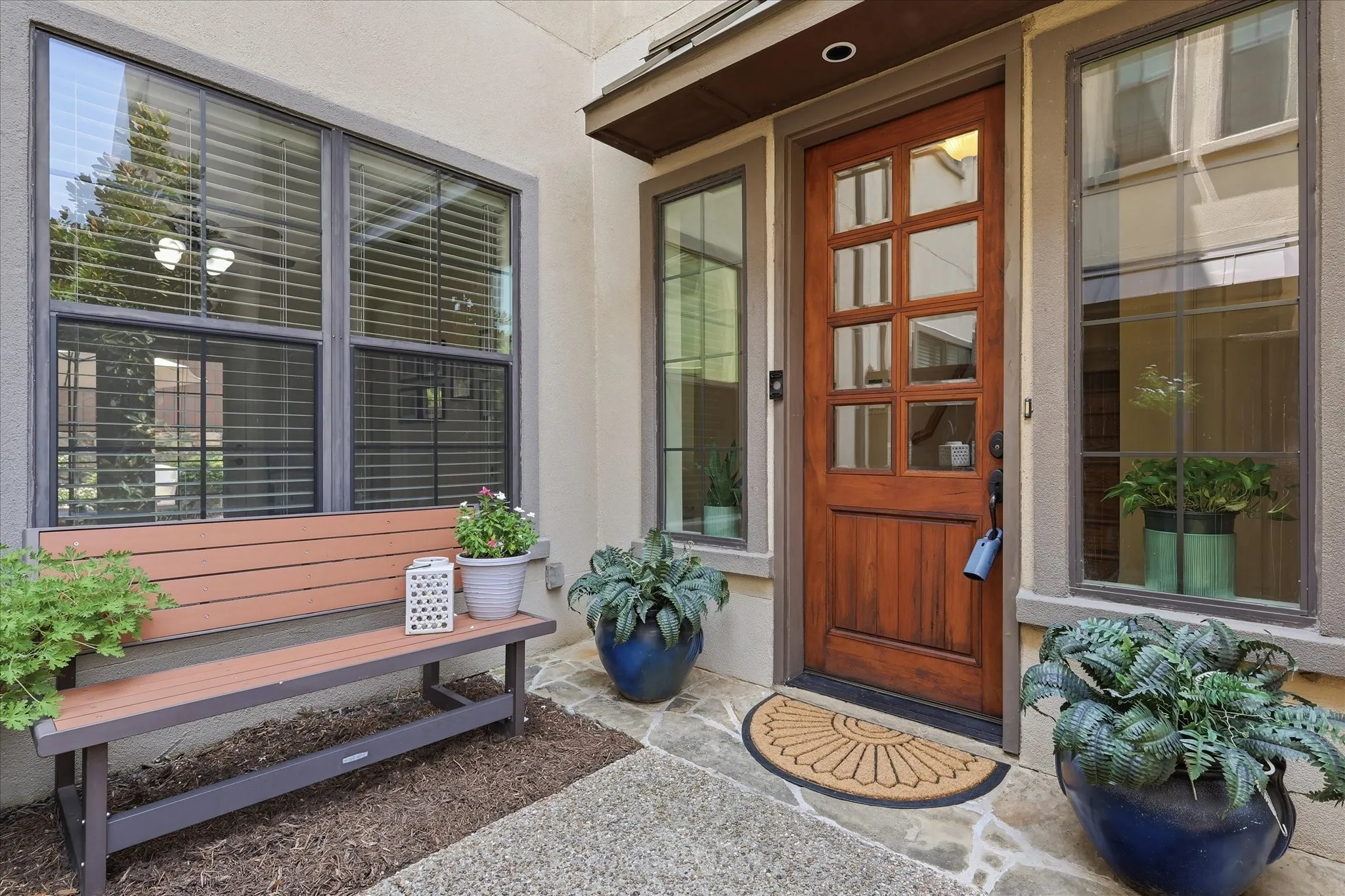 Townhouse For Sale in Dallas County , 1110 Emerson Park Lane, Irving, Texas 75063, 3 Bedroom, 4 Bathroom, 2 Garage spaces, 2,979 Sqft, built in 2006, mls#21348835, Real Estate Agent in Irving, Homes For Sale in Dallas county, Homes For Sale in Irving, Realtor in Irving Texas, Real Estate Brokerage Independent Realty Texas, Luminita Cordes Realtor
