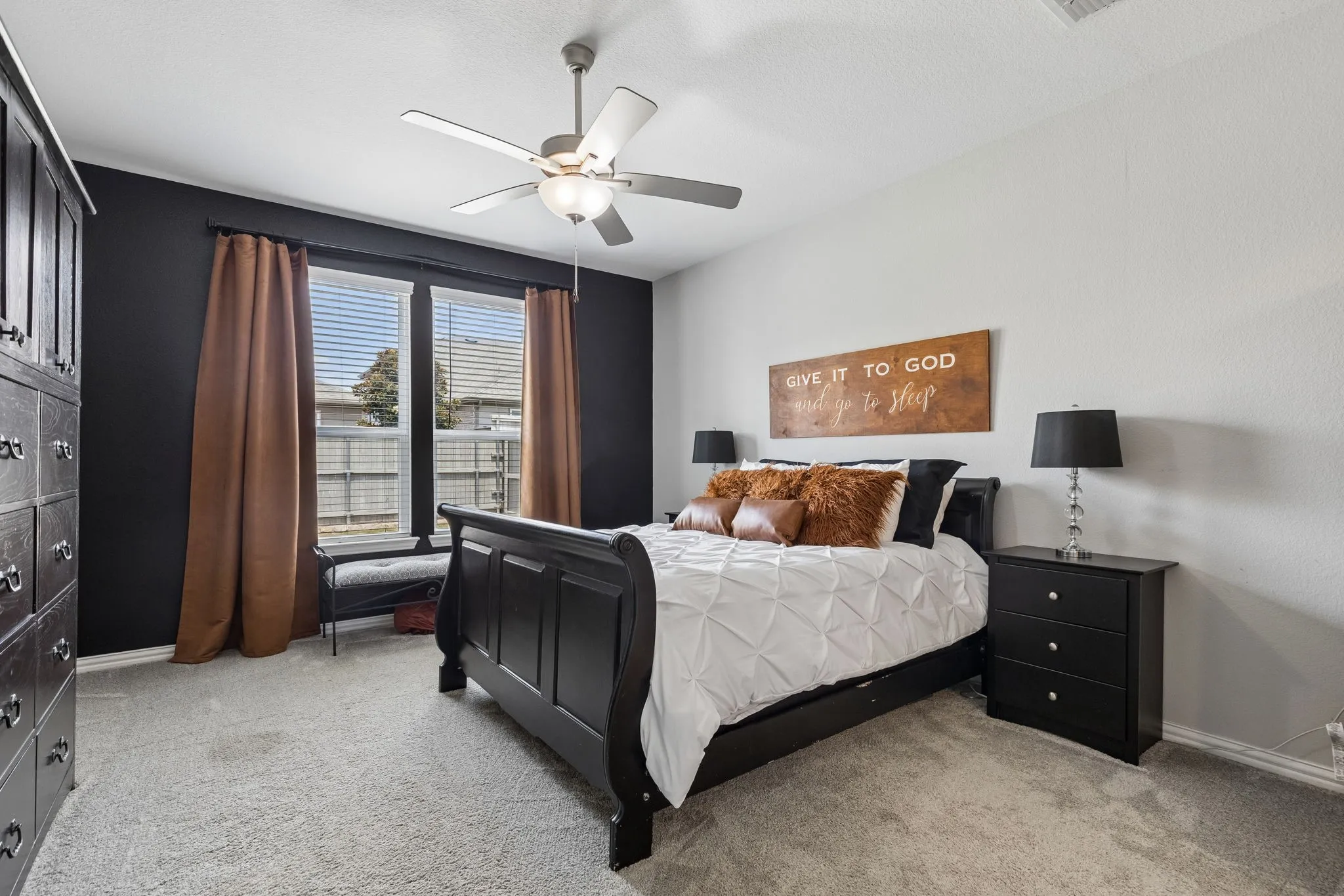 Single Family Residence For Sale in Denton County , 2428 Mockingbird Court, Northlake, Texas 76247, 4 Bedroom, 3 Bathroom, 2 Garage spaces, 2,529 Sqft, built in 2020, mls#21350282, Real Estate Agent in Northlake, Homes For Sale in Denton county, Homes For Sale in Northlake, Realtor in Northlake Texas, Real Estate Brokerage Independent Realty Texas, Luminita Cordes Realtor