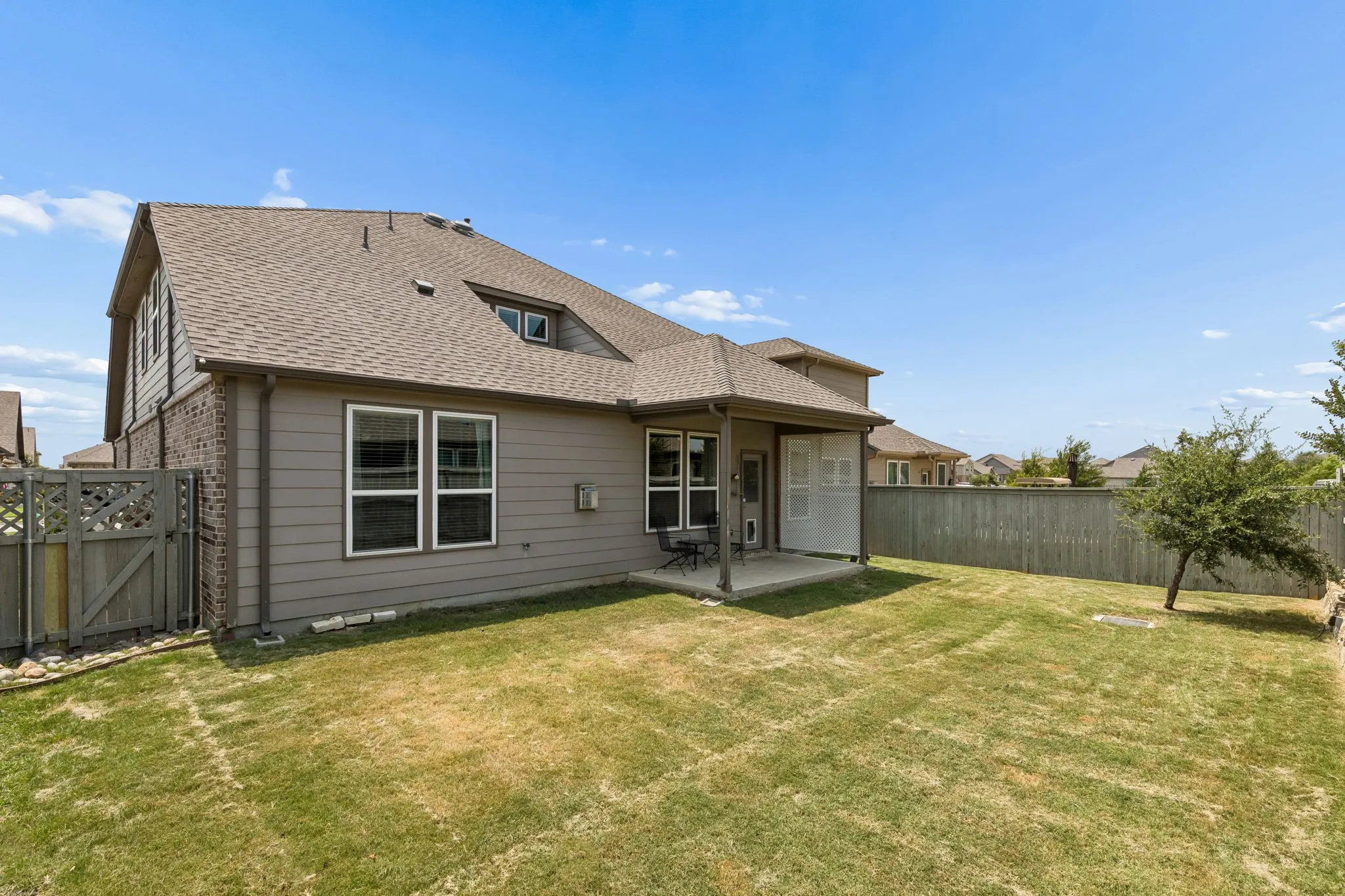 Single Family Residence For Sale in Denton County , 2428 Mockingbird Court, Northlake, Texas 76247, 4 Bedroom, 3 Bathroom, 2 Garage spaces, 2,529 Sqft, built in 2020, mls#21350282, Real Estate Agent in Northlake, Homes For Sale in Denton county, Homes For Sale in Northlake, Realtor in Northlake Texas, Real Estate Brokerage Independent Realty Texas, Luminita Cordes Realtor