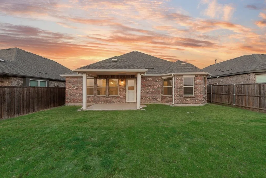 Single Family Residence For Sale in Denton County , 4813 Cleves Avenue, Celina, Texas 76227, 4 Bedroom, 2 Bathroom, 2 Garage spaces, 1,908 Sqft, built in 2020, mls#21352221, Real Estate Agent in Celina, Homes For Sale in Denton county, Homes For Sale in Celina, Realtor in Celina Texas, Real Estate Brokerage Independent Realty Texas, Luminita Cordes Realtor