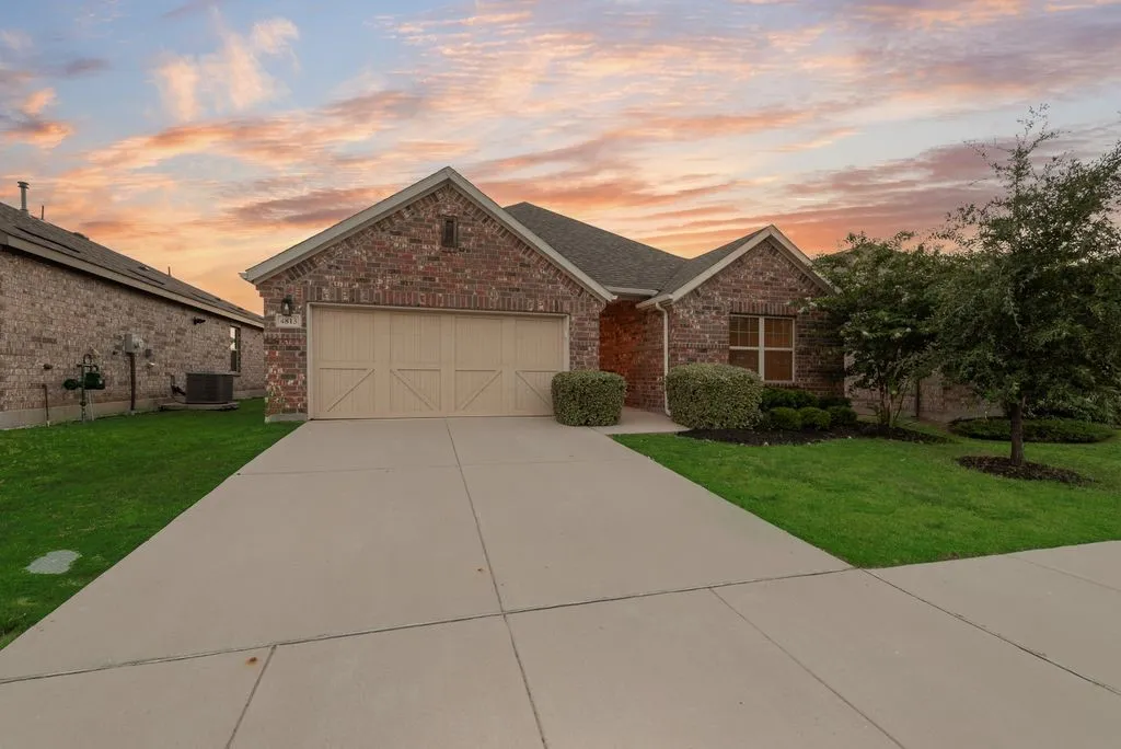 Single Family Residence For Sale in Denton County , 4813 Cleves Avenue, Celina, Texas 76227, 4 Bedroom, 2 Bathroom, 2 Garage spaces, 1,908 Sqft, built in 2020, mls#21352221, Real Estate Agent in Celina, Homes For Sale in Denton county, Homes For Sale in Celina, Realtor in Celina Texas, Real Estate Brokerage Independent Realty Texas, Luminita Cordes Realtor