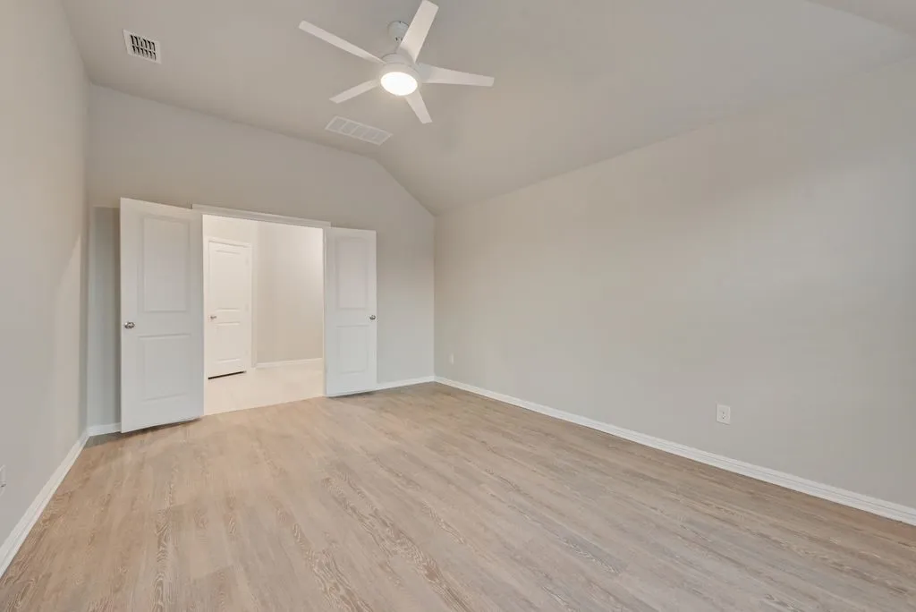 Single Family Residence For Sale in Denton County , 4813 Cleves Avenue, Celina, Texas 76227, 4 Bedroom, 2 Bathroom, 2 Garage spaces, 1,908 Sqft, built in 2020, mls#21352221, Real Estate Agent in Celina, Homes For Sale in Denton county, Homes For Sale in Celina, Realtor in Celina Texas, Real Estate Brokerage Independent Realty Texas, Luminita Cordes Realtor