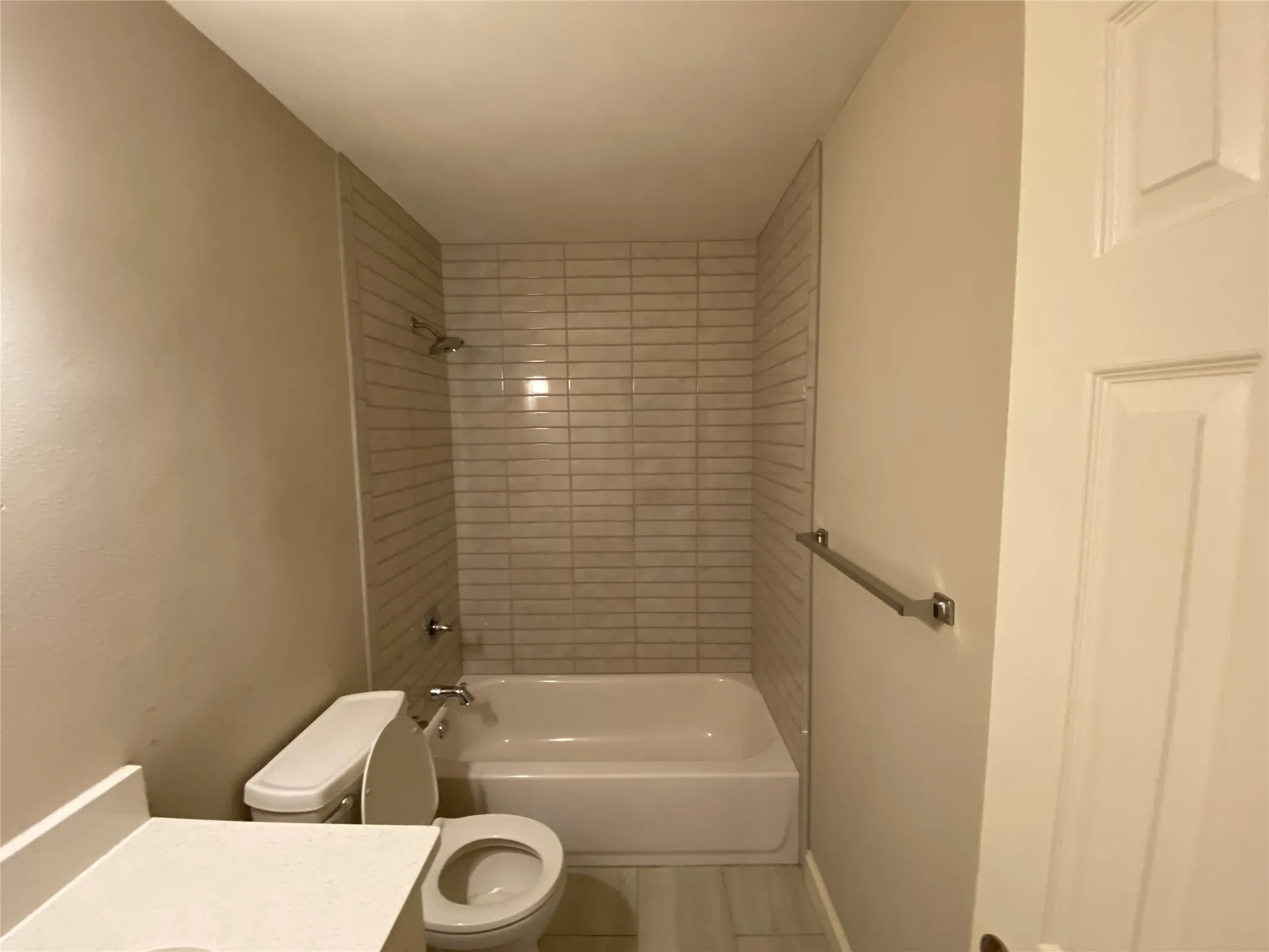 Single Family Residence For Rent in Denton County , 2032 Kings Road, Carrollton, Texas 75007, 3 Bedroom, 2 Bathroom, 2 Garage spaces, 1,438 Sqft, built in 1974, Price $2,800, mls#21352435, Real Estate Agent in Carrollton, Homes For Rent in Denton county, Homes For Rent in Carrollton, Realtor in Carrollton Texas, Real Estate Brokerage Independent Realty Texas, Luminita Cordes Realtor