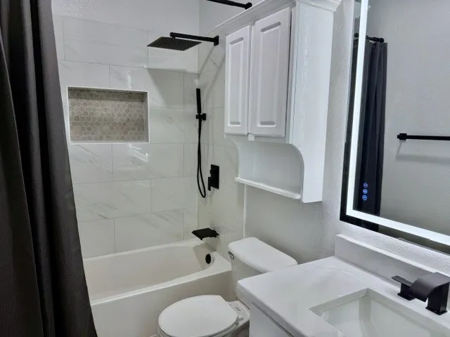 Single Family Residence For Sale in Collin County , 316 Mimosa Drive, Murphy, Texas 75094, 4 Bedroom, 2 Bathroom, 2 Garage spaces, 2,455 Sqft, built in 2001, mls#21351474, Real Estate Agent in Murphy, Homes For Sale in Collin county, Homes For Sale in Murphy, Realtor in Murphy Texas, Real Estate Brokerage Independent Realty Texas, Luminita Cordes Realtor