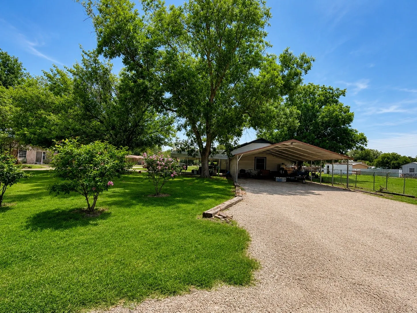 Single Family Residence For Sale in Haskell County , 925 N 6th Street, Haskell, Texas 79521, 4 Bedroom, 2 Bathroom, 2 Garage spaces, 1,794 Sqft, built in 1947, mls#21350424, Real Estate Agent in Haskell, Homes For Sale in Haskell county, Homes For Sale in Haskell, Realtor in Haskell Texas, Real Estate Brokerage Independent Realty Texas, Luminita Cordes Realtor