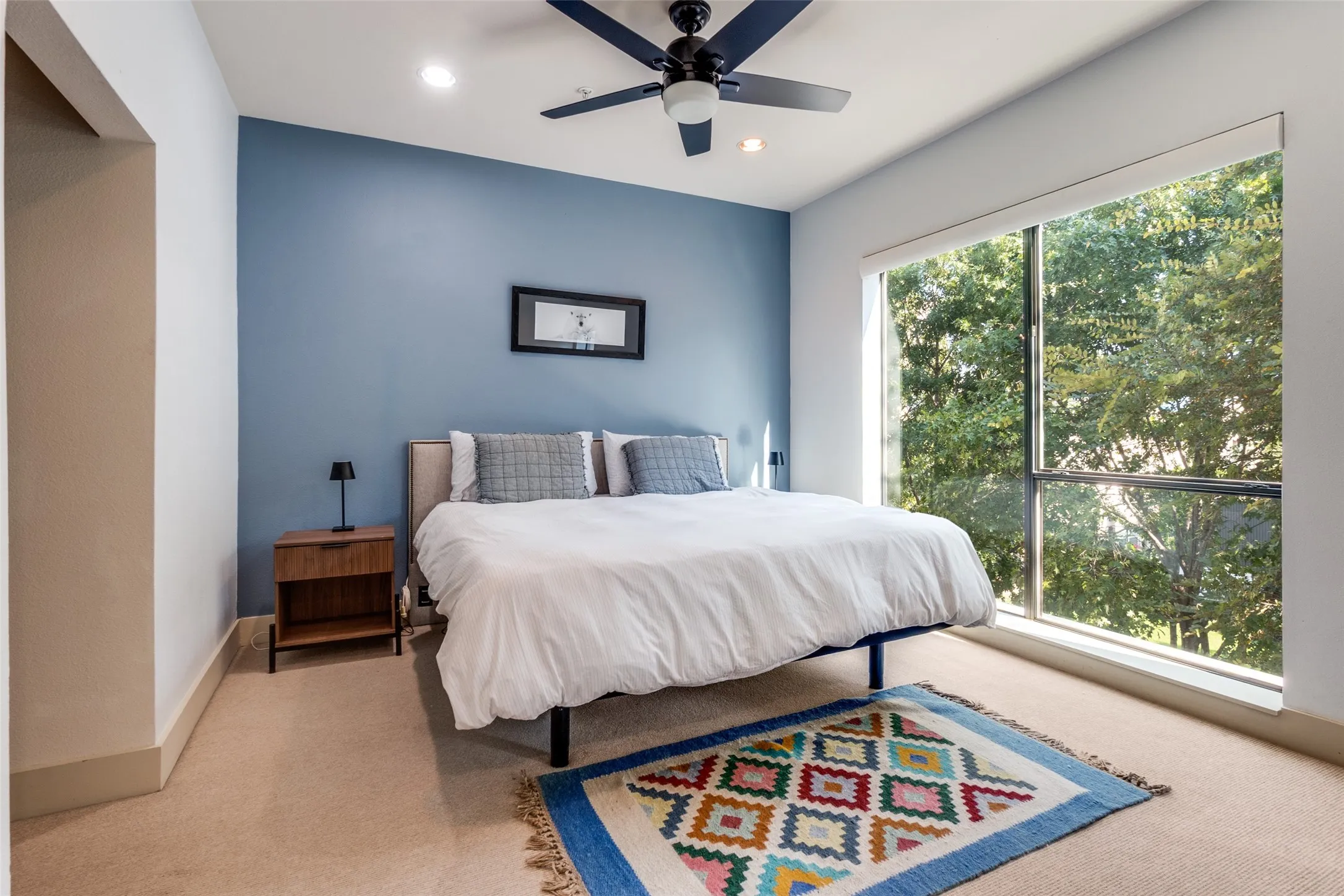 Condominium For Rent in Dallas County , 4111 Newton Avenue 25, Dallas, Texas 75219, 2 Bedroom, 3 Bathroom, 2 Garage spaces, 2,031 Sqft, built in 2007, mls#21352192, Real Estate Agent in Dallas, Homes For Rent in Dallas county, Homes For Rent in Dallas, Realtor in Dallas Texas, Real Estate Brokerage Independent Realty Texas, Luminita Cordes Realtor