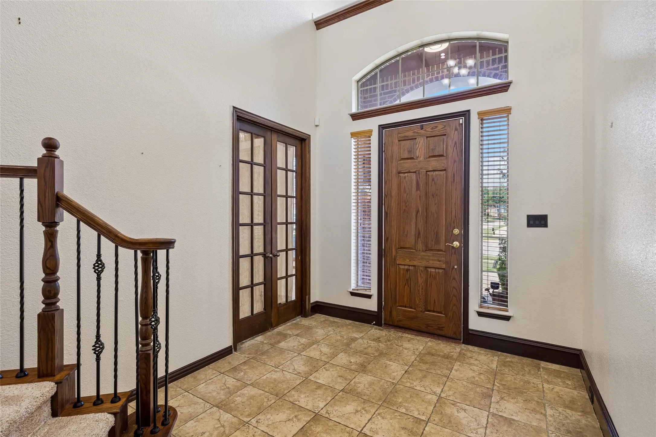 Single Family Residence For Sale in Tarrant County , 2655 Waterfront Drive, Grand Prairie, Texas 75054, 5 Bedroom, 4 Bathroom, 3 Garage spaces, 3,603 Sqft, built in 2006, mls#21342605, Real Estate Agent in Grand Prairie, Homes For Sale in Tarrant county, Homes For Sale in Grand Prairie, Realtor in Grand Prairie Texas, Real Estate Brokerage Independent Realty Texas, Luminita Cordes Realtor