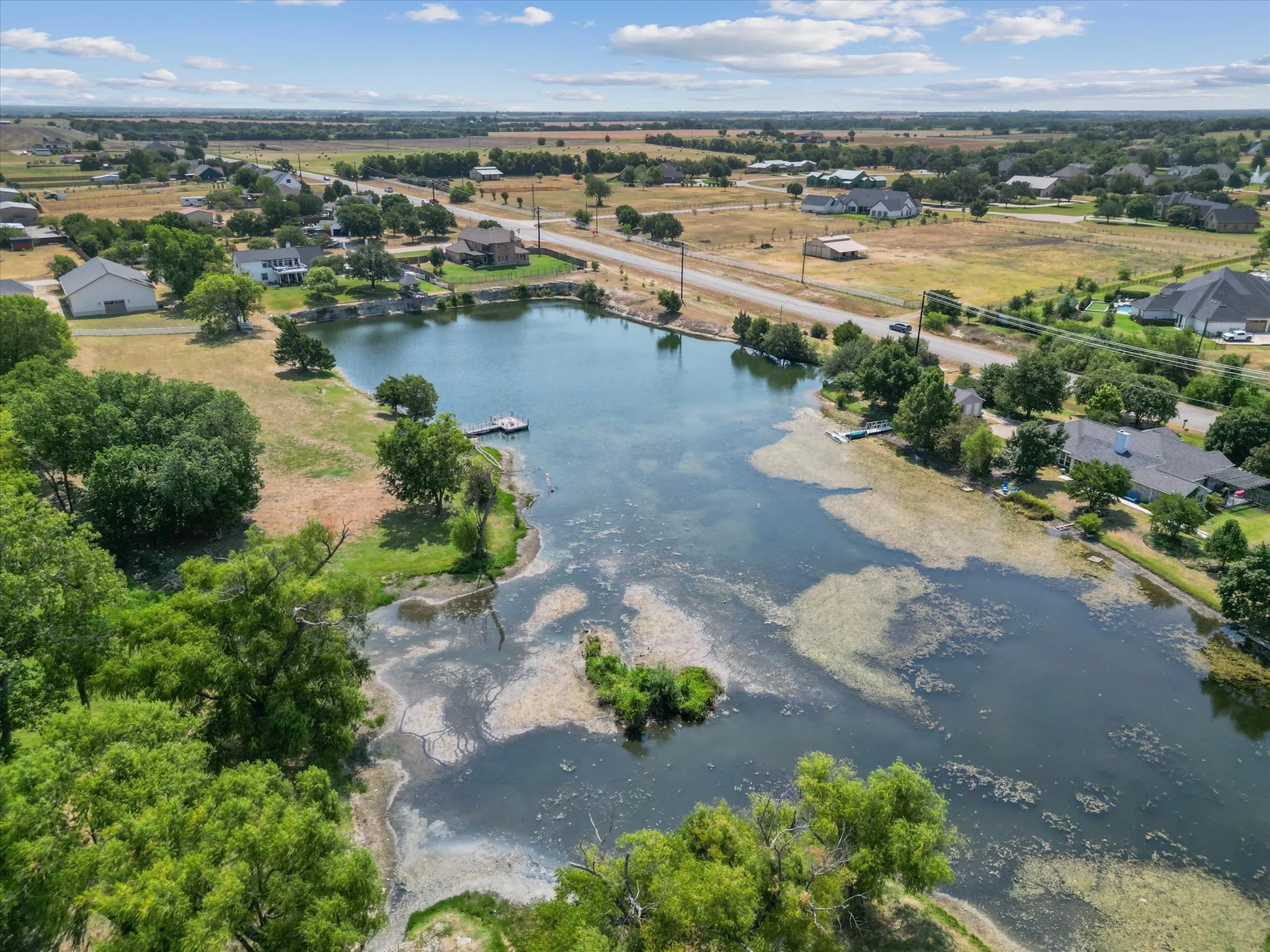 Single Family Residence For Sale in Collin County , 1352 Bateman Lane, Celina, Texas 75009, 4 Bedroom, 2 Bathroom, 2 Garage spaces, 2,300 Sqft, built in 2007, mls#21352472, Real Estate Agent in Celina, Homes For Sale in Collin county, Homes For Sale in Celina, Realtor in Celina Texas, Real Estate Brokerage Independent Realty Texas, Luminita Cordes Realtor