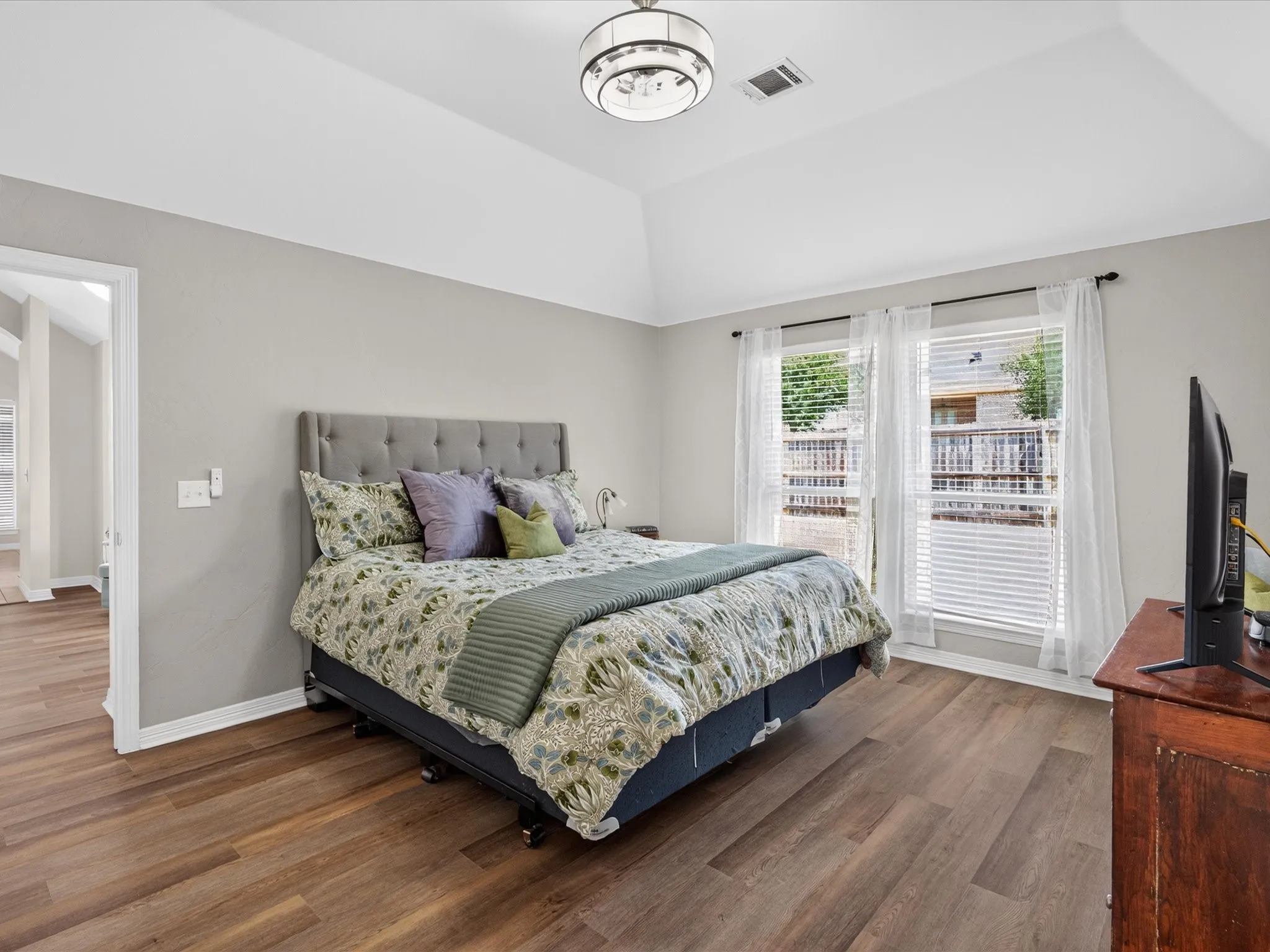 Single Family Residence For Sale in Collin County , 1352 Bateman Lane, Celina, Texas 75009, 4 Bedroom, 2 Bathroom, 2 Garage spaces, 2,300 Sqft, built in 2007, mls#21352472, Real Estate Agent in Celina, Homes For Sale in Collin county, Homes For Sale in Celina, Realtor in Celina Texas, Real Estate Brokerage Independent Realty Texas, Luminita Cordes Realtor