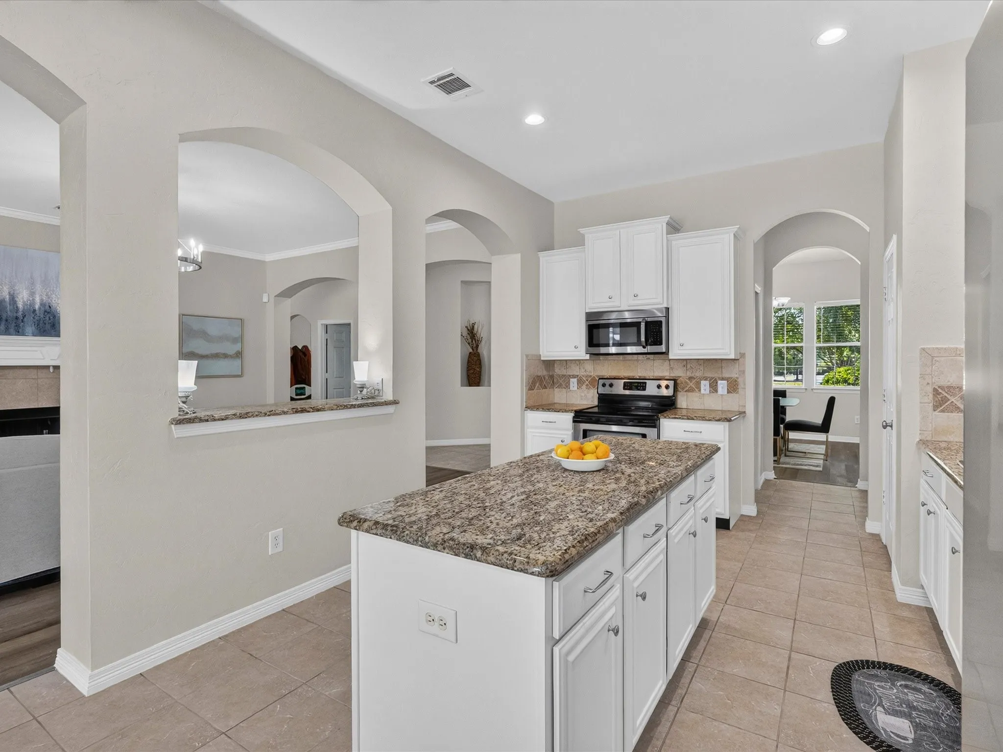Single Family Residence For Sale in Collin County , 1352 Bateman Lane, Celina, Texas 75009, 4 Bedroom, 2 Bathroom, 2 Garage spaces, 2,300 Sqft, built in 2007, mls#21352472, Real Estate Agent in Celina, Homes For Sale in Collin county, Homes For Sale in Celina, Realtor in Celina Texas, Real Estate Brokerage Independent Realty Texas, Luminita Cordes Realtor