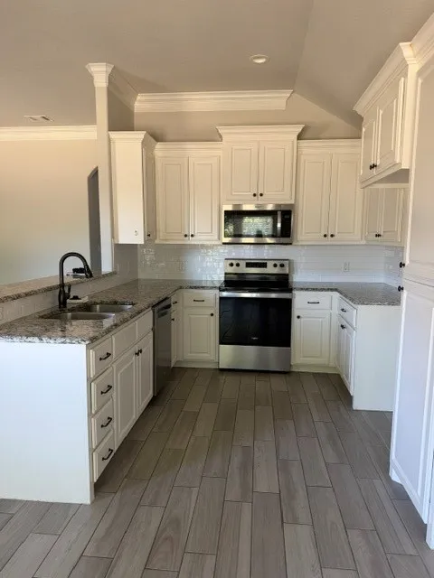 Single Family Residence For Rent in Hood County , 272 Jacinth Lane, Granbury, Texas 76049, 4 Bedroom, 2 Bathroom, 2 Garage spaces, 1,719 Sqft, built in 2020, mls#21352479, Real Estate Agent in Granbury, Homes For Rent in Hood county, Homes For Rent in Granbury, Realtor in Granbury Texas, Real Estate Brokerage Independent Realty Texas, Luminita Cordes Realtor