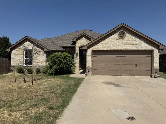 Single Family Residence For Rent in Hood County , 272 Jacinth Lane, Granbury, Texas 76049, 4 Bedroom, 2 Bathroom, 2 Garage spaces, 1,719 Sqft, built in 2020, mls#21352479, Real Estate Agent in Granbury, Homes For Rent in Hood county, Homes For Rent in Granbury, Realtor in Granbury Texas, Real Estate Brokerage Independent Realty Texas, Luminita Cordes Realtor