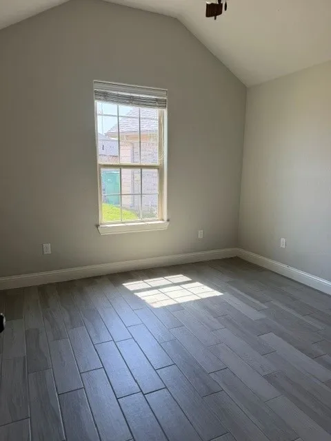 Single Family Residence For Rent in Hood County , 272 Jacinth Lane, Granbury, Texas 76049, 4 Bedroom, 2 Bathroom, 2 Garage spaces, 1,719 Sqft, built in 2020, mls#21352479, Real Estate Agent in Granbury, Homes For Rent in Hood county, Homes For Rent in Granbury, Realtor in Granbury Texas, Real Estate Brokerage Independent Realty Texas, Luminita Cordes Realtor