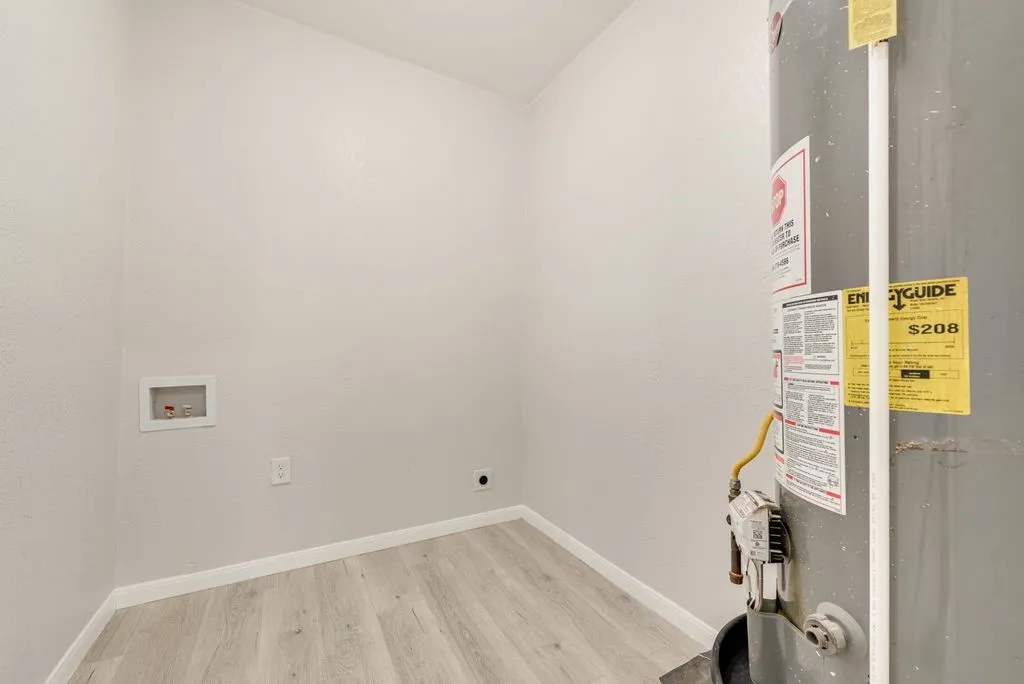 Single Family Residence For Sale in Hunt County , 2203 Wesley Street, Greenville, Texas 75401, 3 Bedroom, 2 Bathroom, Garage spaces, 1,225 Sqft, built in 1970, mls#21352314, Real Estate Agent in Greenville, Homes For Sale in Hunt county, Homes For Sale in Greenville, Realtor in Greenville Texas, Real Estate Brokerage Independent Realty Texas, Luminita Cordes Realtor