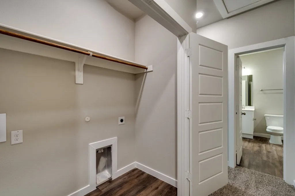 Apartment For Rent in Ellis County , 700 Fallow Drive, Venus, Texas 76084, 2 Bedroom, 2 Bathroom, 1 Garage spaces, 1,134 Sqft, built in 2022, mls#21352481, Real Estate Agent in Venus, Homes For Rent in Ellis county, Homes For Rent in Venus, Realtor in Venus Texas, Real Estate Brokerage Independent Realty Texas, Luminita Cordes Realtor