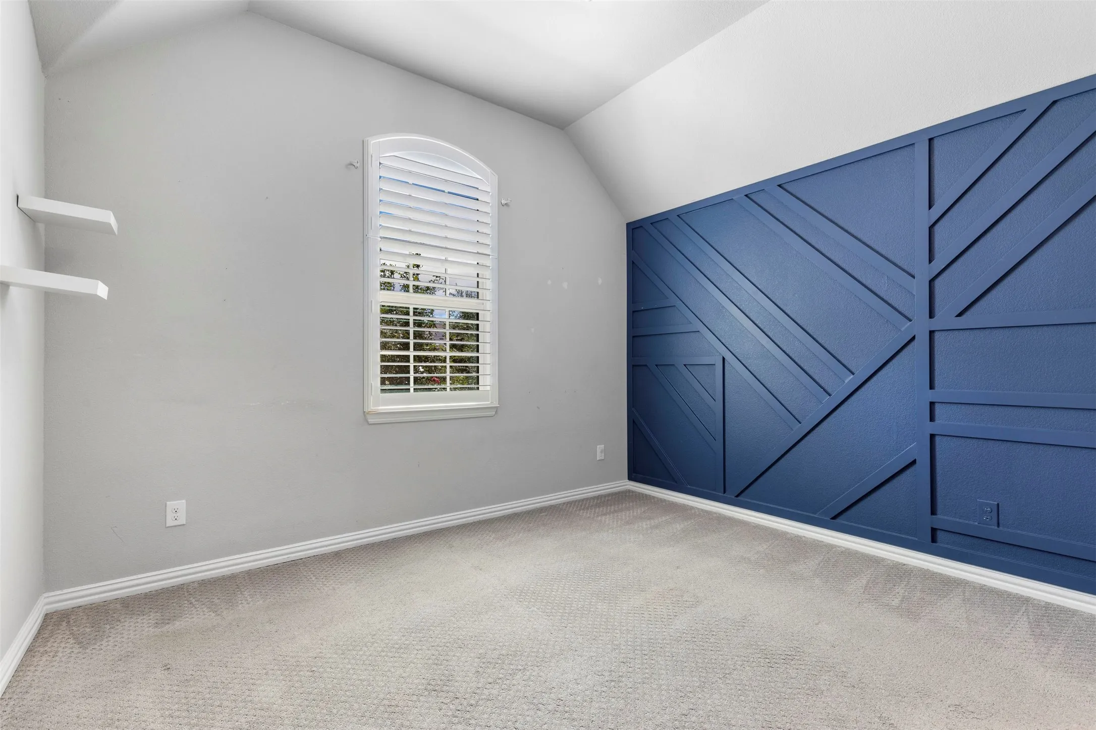 Single Family Residence For Sale in Collin County , 17643 Pinyon Lane, Dallas, Texas 75252, 4 Bedroom, 4 Bathroom, 2 Garage spaces, 3,049 Sqft, built in 2017, mls#21349761, Real Estate Agent in Dallas, Homes For Sale in Collin county, Homes For Sale in Dallas, Realtor in Dallas Texas, Real Estate Brokerage Independent Realty Texas, Luminita Cordes Realtor