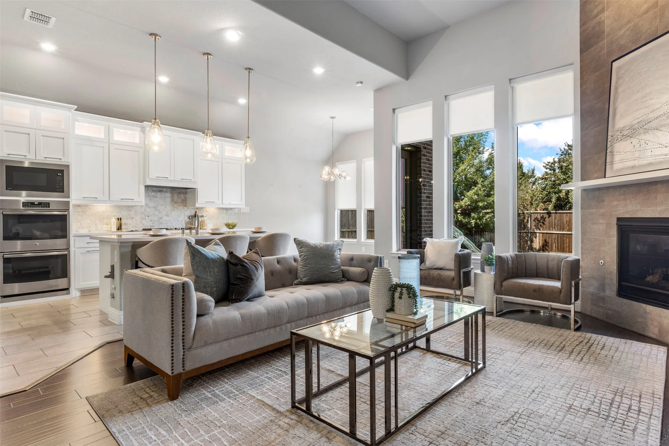 Single Family Residence For Sale in Collin County , 17643 Pinyon Lane, Dallas, Texas 75252, 4 Bedroom, 4 Bathroom, 2 Garage spaces, 3,049 Sqft, built in 2017, mls#21349761, Real Estate Agent in Dallas, Homes For Sale in Collin county, Homes For Sale in Dallas, Realtor in Dallas Texas, Real Estate Brokerage Independent Realty Texas, Luminita Cordes Realtor