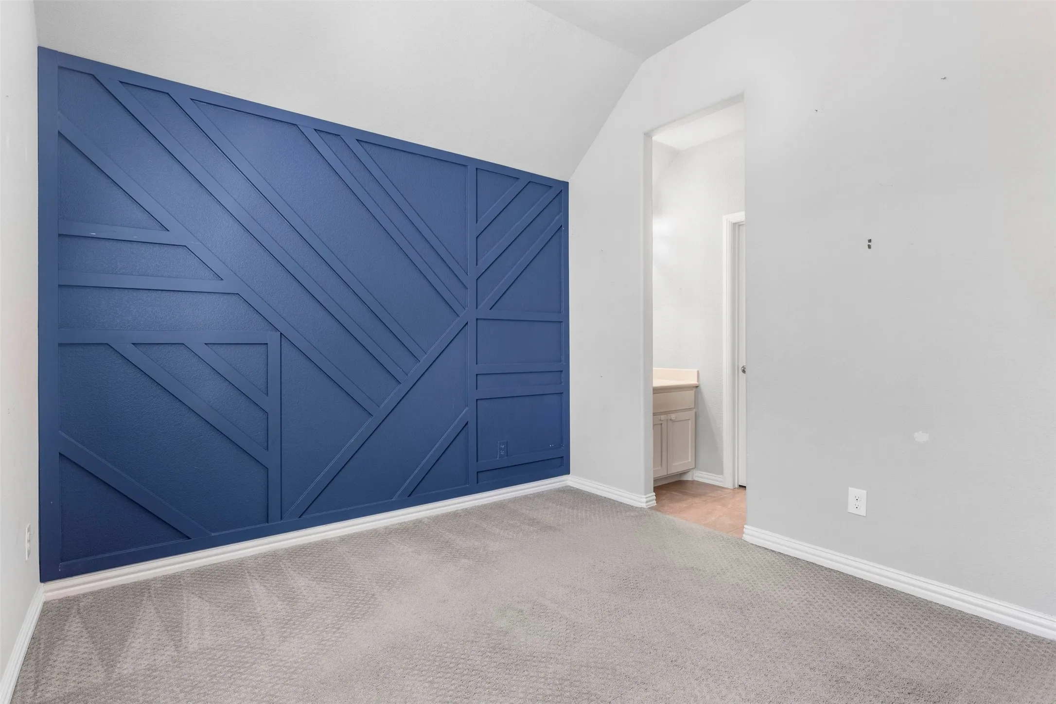 Single Family Residence For Sale in Collin County , 17643 Pinyon Lane, Dallas, Texas 75252, 4 Bedroom, 4 Bathroom, 2 Garage spaces, 3,049 Sqft, built in 2017, mls#21349761, Real Estate Agent in Dallas, Homes For Sale in Collin county, Homes For Sale in Dallas, Realtor in Dallas Texas, Real Estate Brokerage Independent Realty Texas, Luminita Cordes Realtor