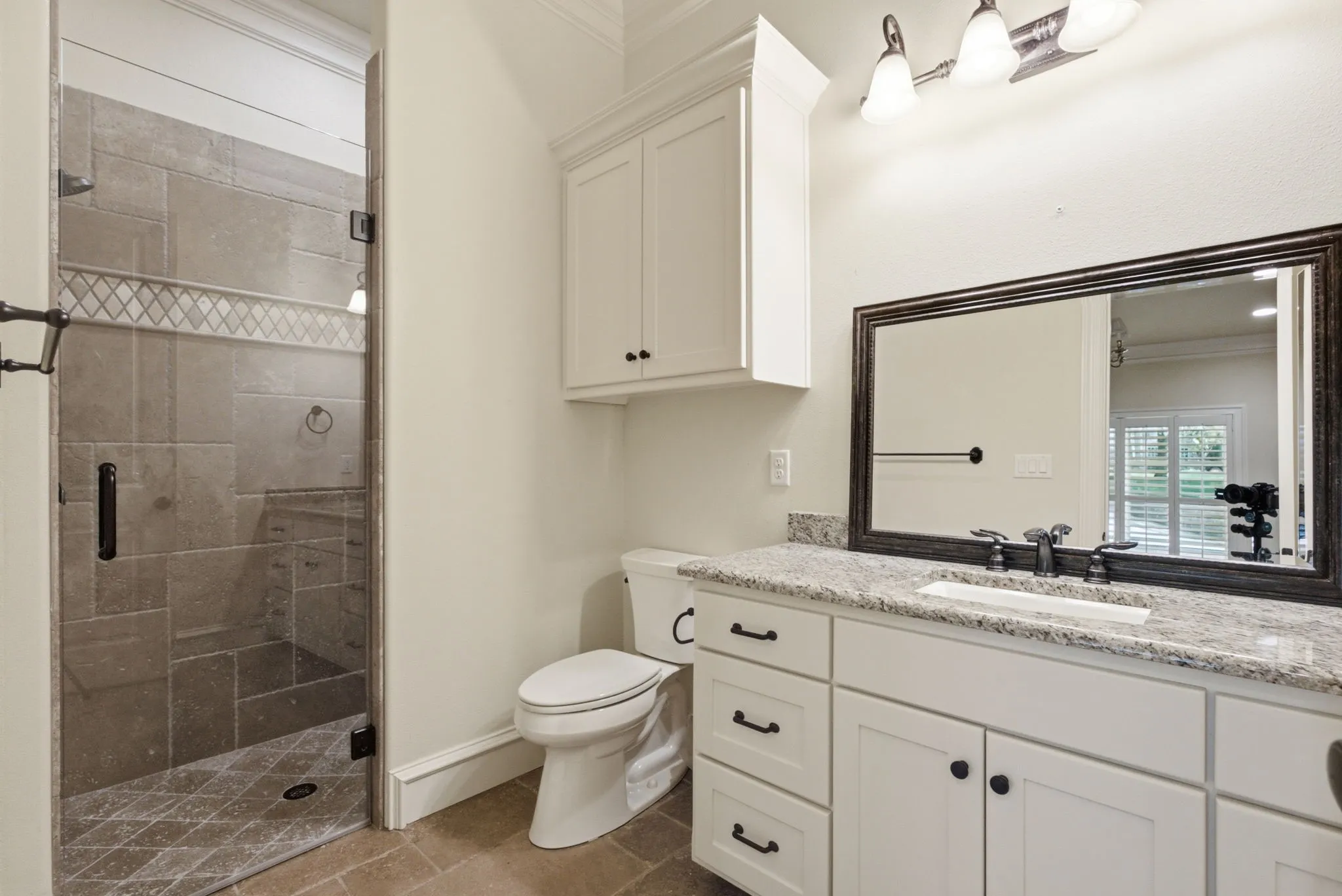 Single Family Residence For Sale in Smith County , 3312 Ridge Bluff Circle, Tyler, Texas 75707, 4 Bedrooms, 5 Bathrooms, 3 Garage spaces, 4,313 Sqft, built in 2012, Price $1,200,000, mls#21352513, Real Estate Agent in Tyler, Homes For Sale in Smith county, Homes For Sale in Tyler, Realtor in Tyler Texas, Real Estate Brokerage Independent Realty Texas, Luminita Cordes Realtor