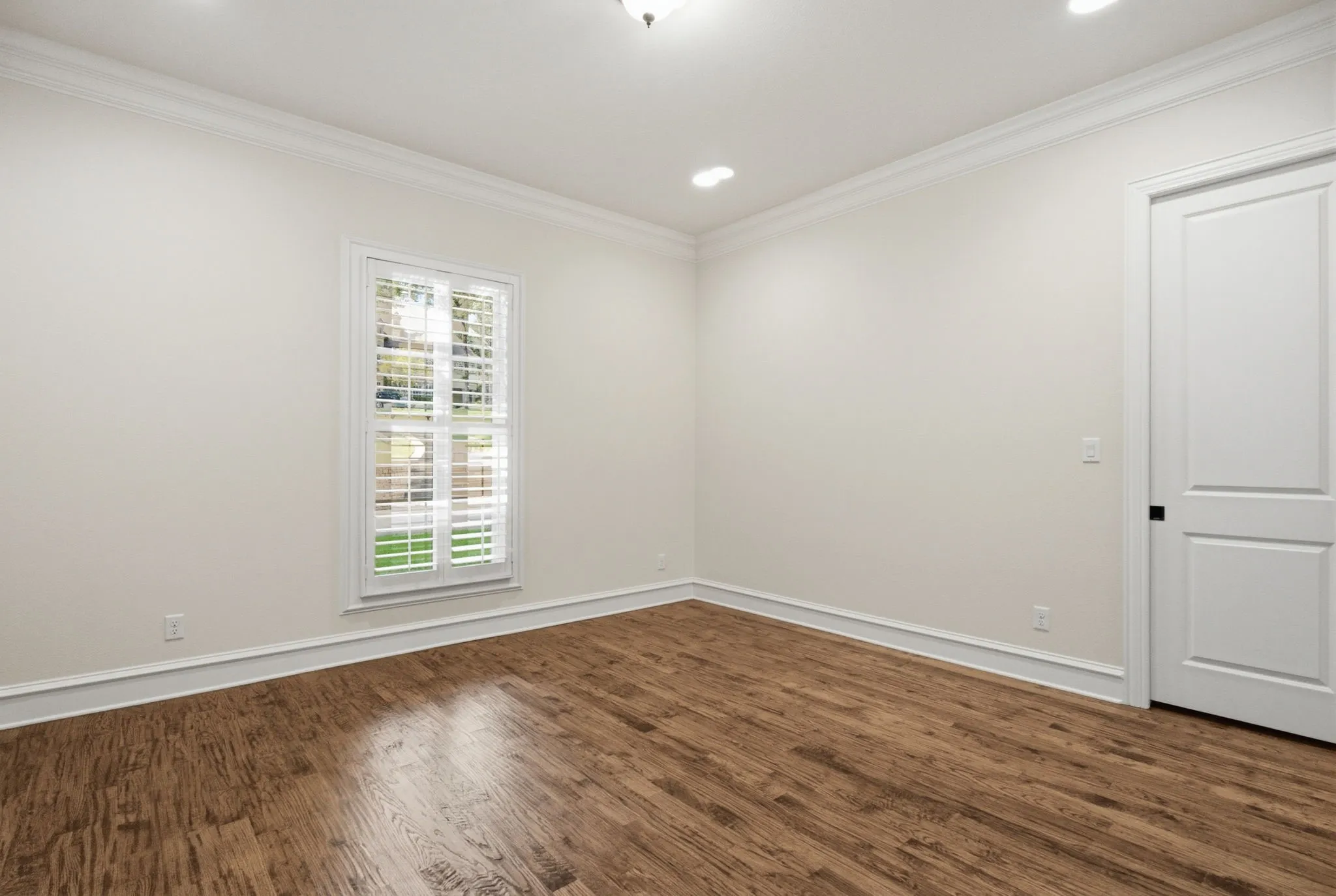Single Family Residence For Sale in Smith County , 3312 Ridge Bluff Circle, Tyler, Texas 75707, 4 Bedrooms, 5 Bathrooms, 3 Garage spaces, 4,313 Sqft, built in 2012, Price $1,200,000, mls#21352513, Real Estate Agent in Tyler, Homes For Sale in Smith county, Homes For Sale in Tyler, Realtor in Tyler Texas, Real Estate Brokerage Independent Realty Texas, Luminita Cordes Realtor