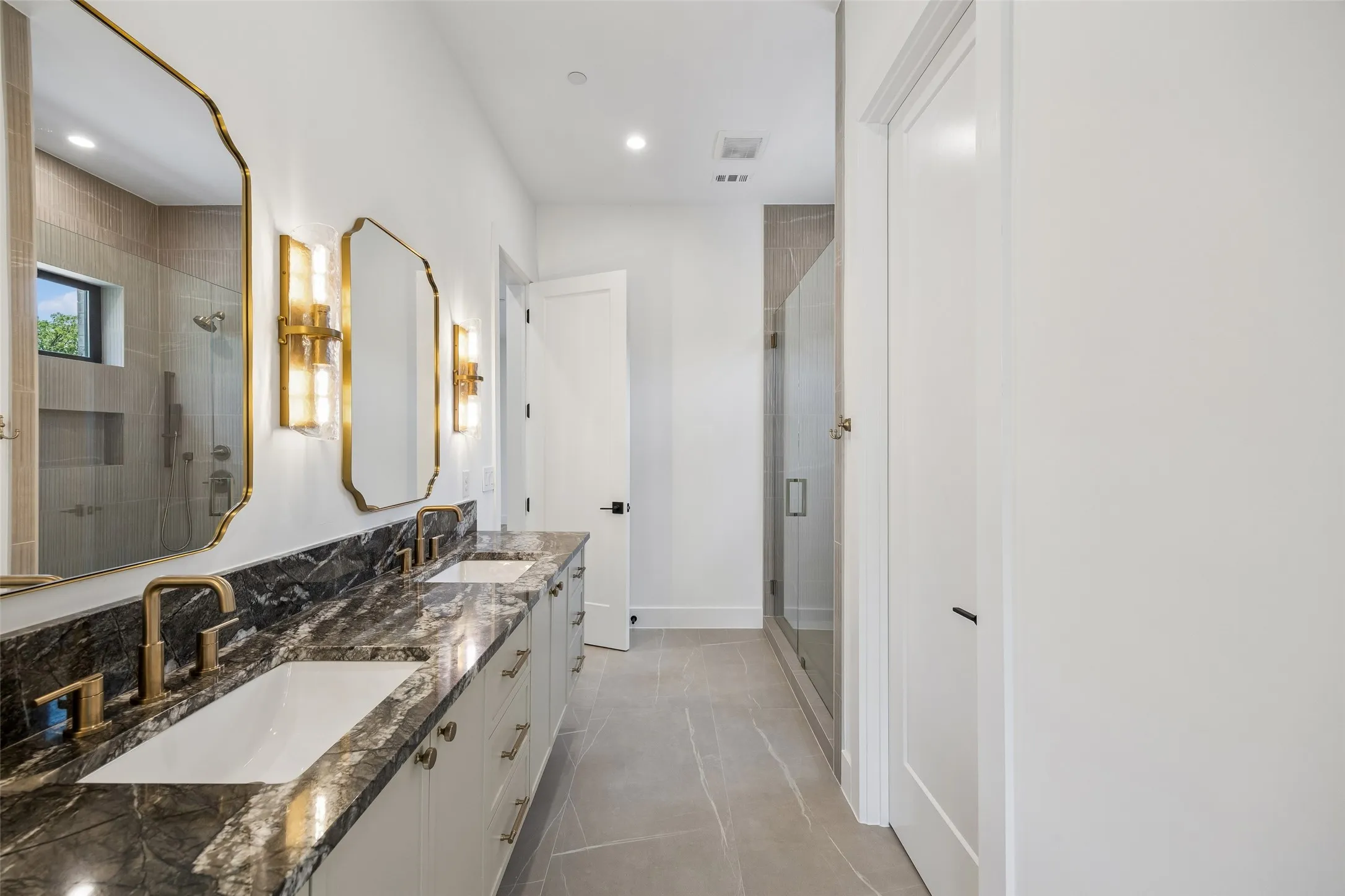 Single Family Residence For Sale in Dallas County , 3807 Pallos Verdas Drive, Dallas, Texas 75229, 6 Bedroom, 7 Bathroom, 3 Garage spaces, 6,510 Sqft, built in 2026, mls#21199377, Real Estate Agent in Dallas, Homes For Sale in Dallas county, Homes For Sale in Dallas, Realtor in Dallas Texas, Real Estate Brokerage Independent Realty Texas, Luminita Cordes Realtor