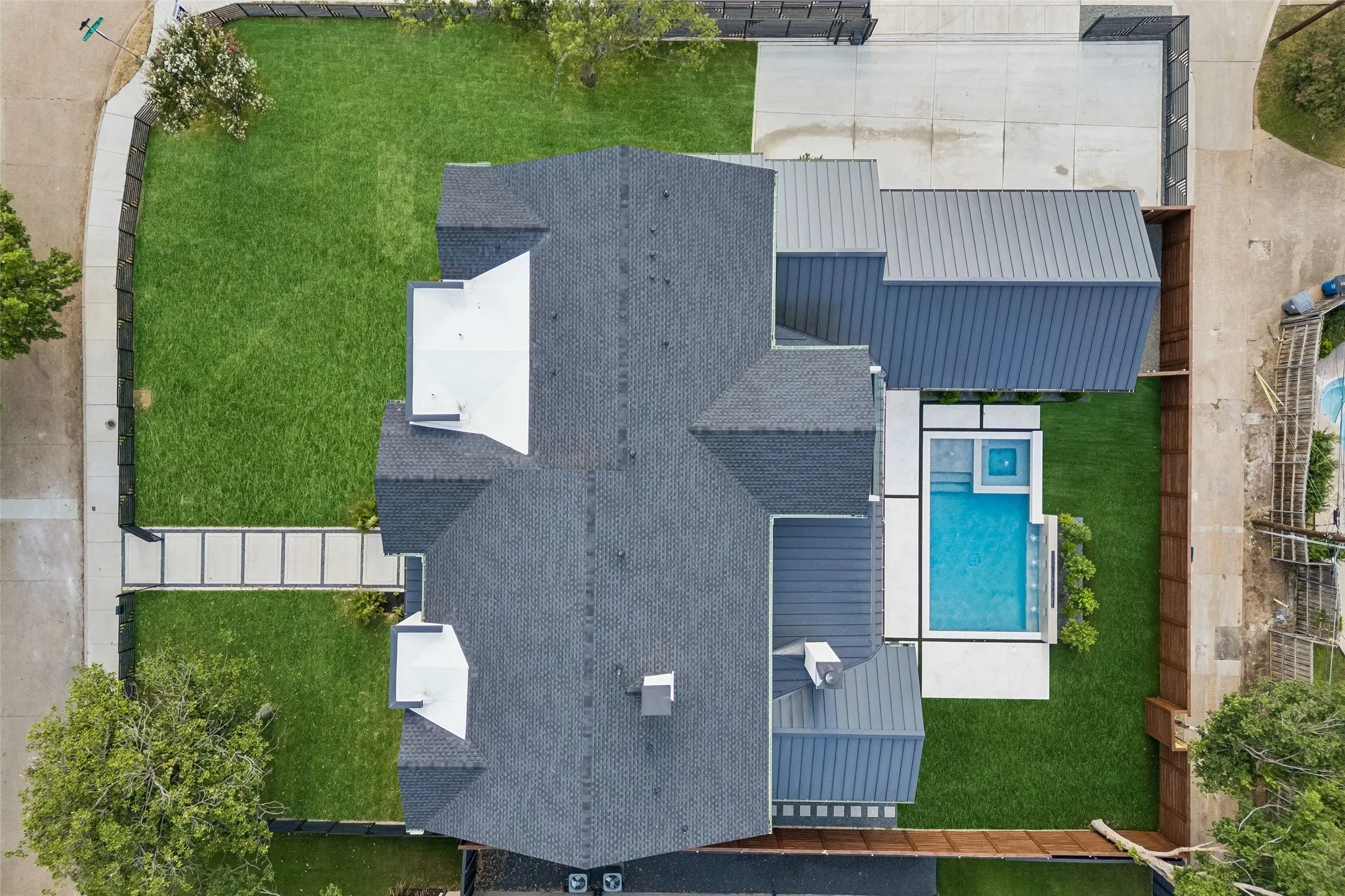 Single Family Residence For Sale in Dallas County , 3807 Pallos Verdas Drive, Dallas, Texas 75229, 6 Bedroom, 7 Bathroom, 3 Garage spaces, 6,510 Sqft, built in 2026, mls#21199377, Real Estate Agent in Dallas, Homes For Sale in Dallas county, Homes For Sale in Dallas, Realtor in Dallas Texas, Real Estate Brokerage Independent Realty Texas, Luminita Cordes Realtor