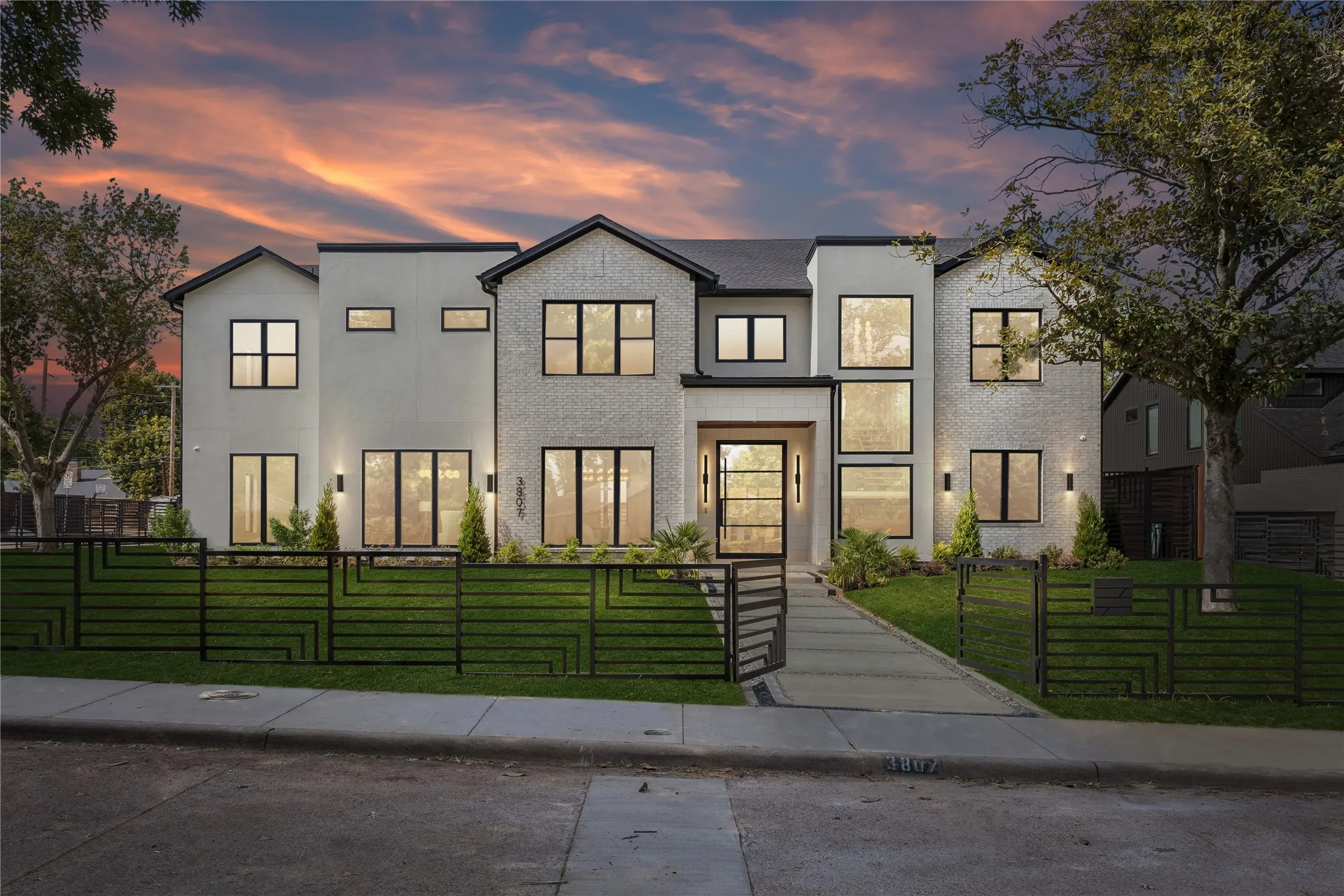 Single Family Residence For Sale in Dallas County , 3807 Pallos Verdas Drive, Dallas, Texas 75229, 6 Bedroom, 7 Bathroom, 3 Garage spaces, 6,510 Sqft, built in 2026, mls#21199377, Real Estate Agent in Dallas, Homes For Sale in Dallas county, Homes For Sale in Dallas, Realtor in Dallas Texas, Real Estate Brokerage Independent Realty Texas, Luminita Cordes Realtor