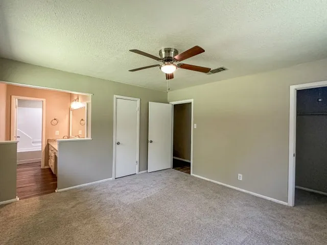 Single Family Residence For Sale in Red River (TX) County , 120 W Deport Street, Detroit, Texas 75436, 3 Bedroom, 2 Bathroom, 2 Garage spaces, 2,195 Sqft, built in 1973, mls#21352514, Real Estate Agent in Detroit, Homes For Sale in Red River (TX) county, Homes For Sale in Detroit, Realtor in Detroit Texas, Real Estate Brokerage Independent Realty Texas, Luminita Cordes Realtor