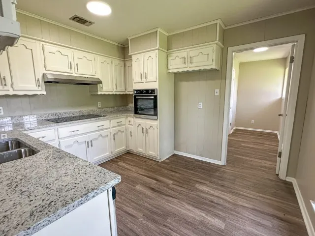 Single Family Residence For Sale in Red River (TX) County , 120 W Deport Street, Detroit, Texas 75436, 3 Bedroom, 2 Bathroom, 2 Garage spaces, 2,195 Sqft, built in 1973, mls#21352514, Real Estate Agent in Detroit, Homes For Sale in Red River (TX) county, Homes For Sale in Detroit, Realtor in Detroit Texas, Real Estate Brokerage Independent Realty Texas, Luminita Cordes Realtor
