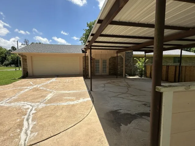 Single Family Residence For Sale in Red River (TX) County , 120 W Deport Street, Detroit, Texas 75436, 3 Bedroom, 2 Bathroom, 2 Garage spaces, 2,195 Sqft, built in 1973, mls#21352514, Real Estate Agent in Detroit, Homes For Sale in Red River (TX) county, Homes For Sale in Detroit, Realtor in Detroit Texas, Real Estate Brokerage Independent Realty Texas, Luminita Cordes Realtor