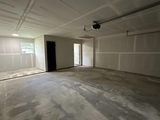 Single Family Residence For Sale in Red River (TX) County , 120 W Deport Street, Detroit, Texas 75436, 3 Bedroom, 2 Bathroom, 2 Garage spaces, 2,195 Sqft, built in 1973, mls#21352514, Real Estate Agent in Detroit, Homes For Sale in Red River (TX) county, Homes For Sale in Detroit, Realtor in Detroit Texas, Real Estate Brokerage Independent Realty Texas, Luminita Cordes Realtor