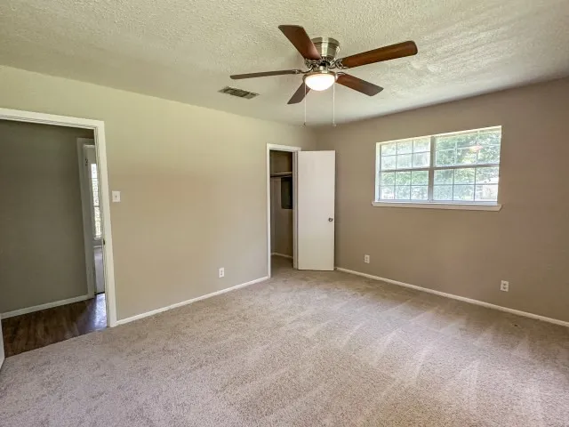 Single Family Residence For Sale in Red River (TX) County , 120 W Deport Street, Detroit, Texas 75436, 3 Bedroom, 2 Bathroom, 2 Garage spaces, 2,195 Sqft, built in 1973, mls#21352514, Real Estate Agent in Detroit, Homes For Sale in Red River (TX) county, Homes For Sale in Detroit, Realtor in Detroit Texas, Real Estate Brokerage Independent Realty Texas, Luminita Cordes Realtor