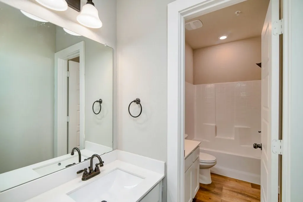 Apartment For Rent in Ellis County , 745 Harvest Moon Drive, Venus, Texas 76084, 2 Bedroom, 2 Bathroom, 1 Garage spaces, 1,134 Sqft, built in 2022, mls#21352532, Real Estate Agent in Venus, Homes For Rent in Ellis county, Homes For Rent in Venus, Realtor in Venus Texas, Real Estate Brokerage Independent Realty Texas, Luminita Cordes Realtor