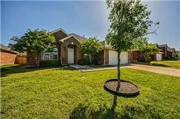 Single Family Residence For Rent in Denton County , 3060 Morning Star Drive, Little Elm, Texas 75068, 4 Bedroom, 2 Bathroom, 2 Garage spaces, 2,518 Sqft, built in 2005, mls#21352535, Real Estate Agent in Little Elm, Homes For Rent in Denton county, Homes For Rent in Little Elm, Realtor in Little Elm Texas, Real Estate Brokerage Independent Realty Texas, Luminita Cordes Realtor
